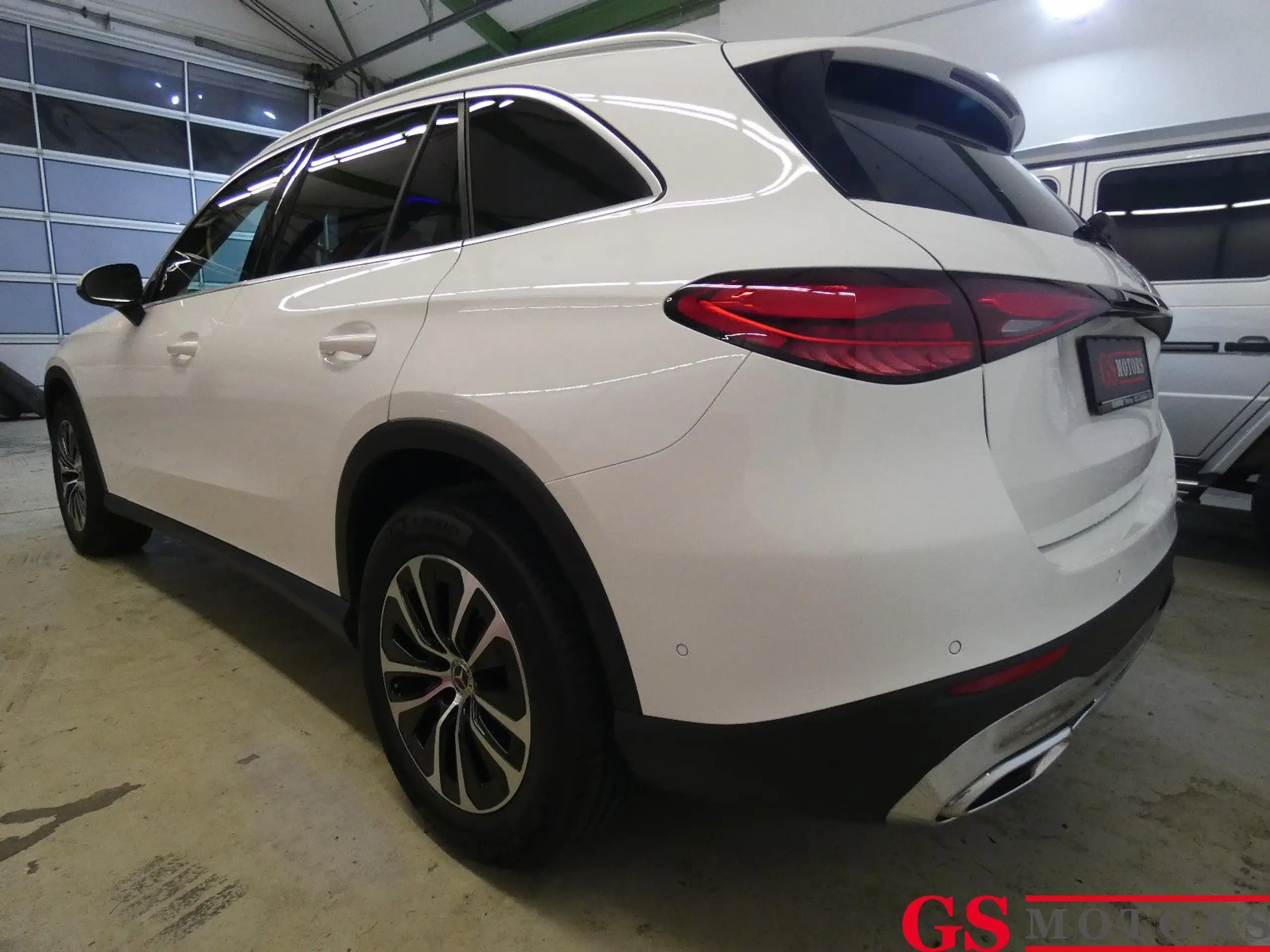 Mercedes-Benz - GLC 220