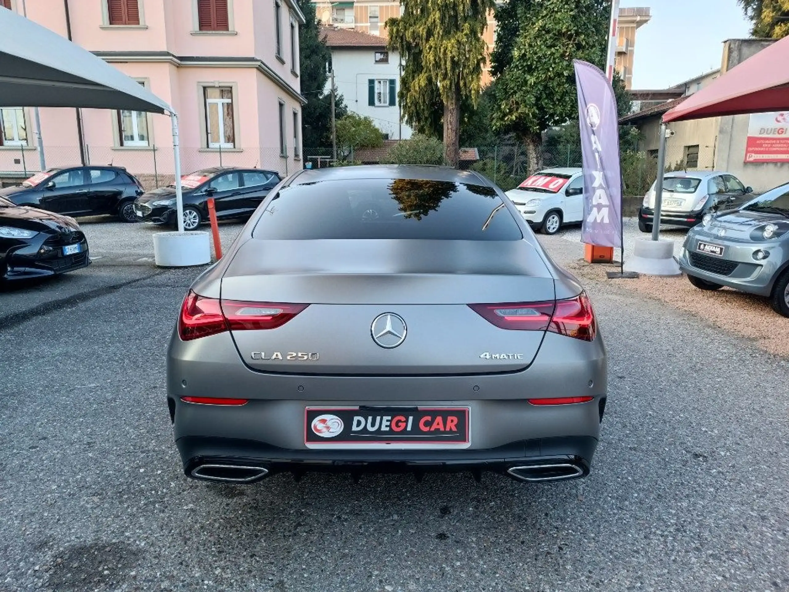 Mercedes-Benz - CLA 250