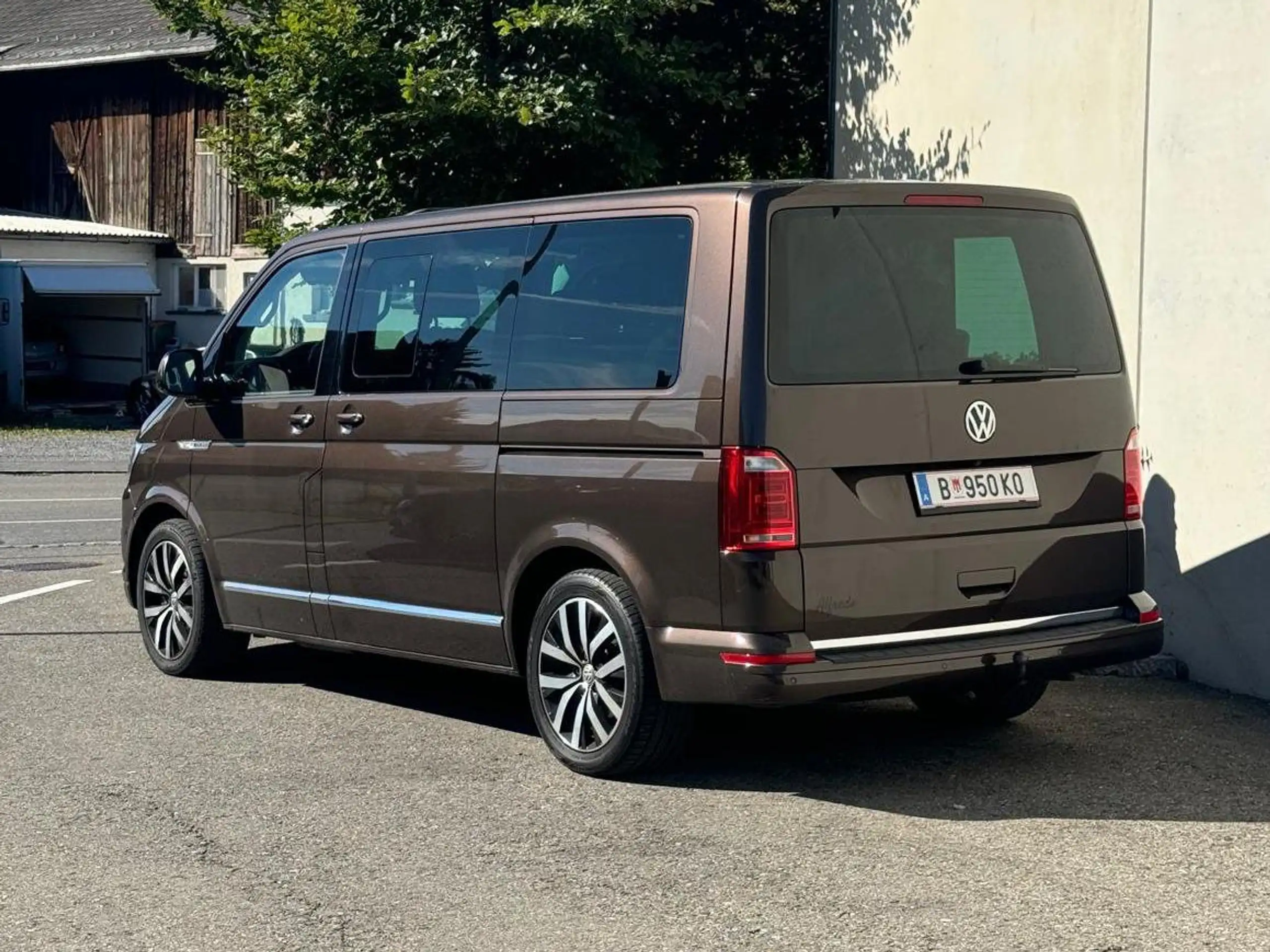 Volkswagen - T6 Multivan