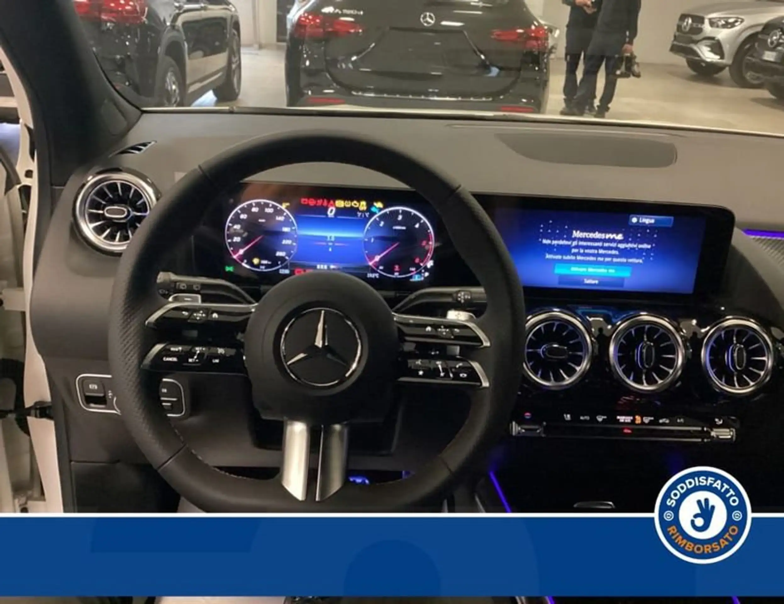 Mercedes-Benz - GLA 200