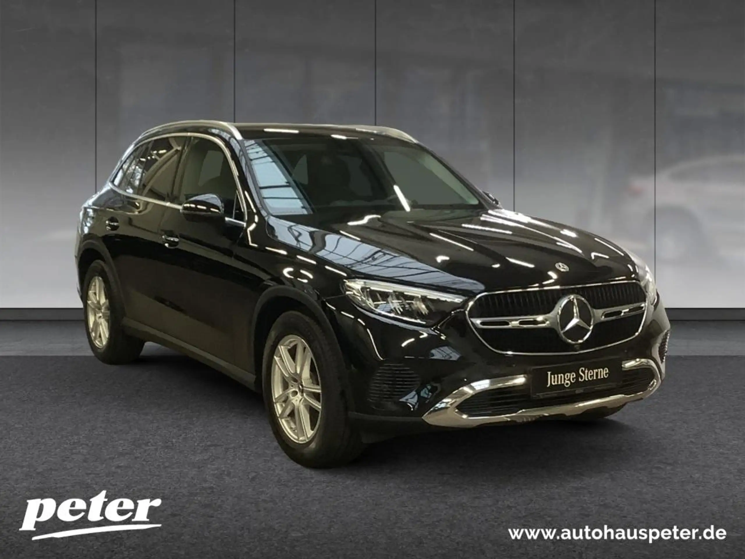 Mercedes-Benz - GLC 220