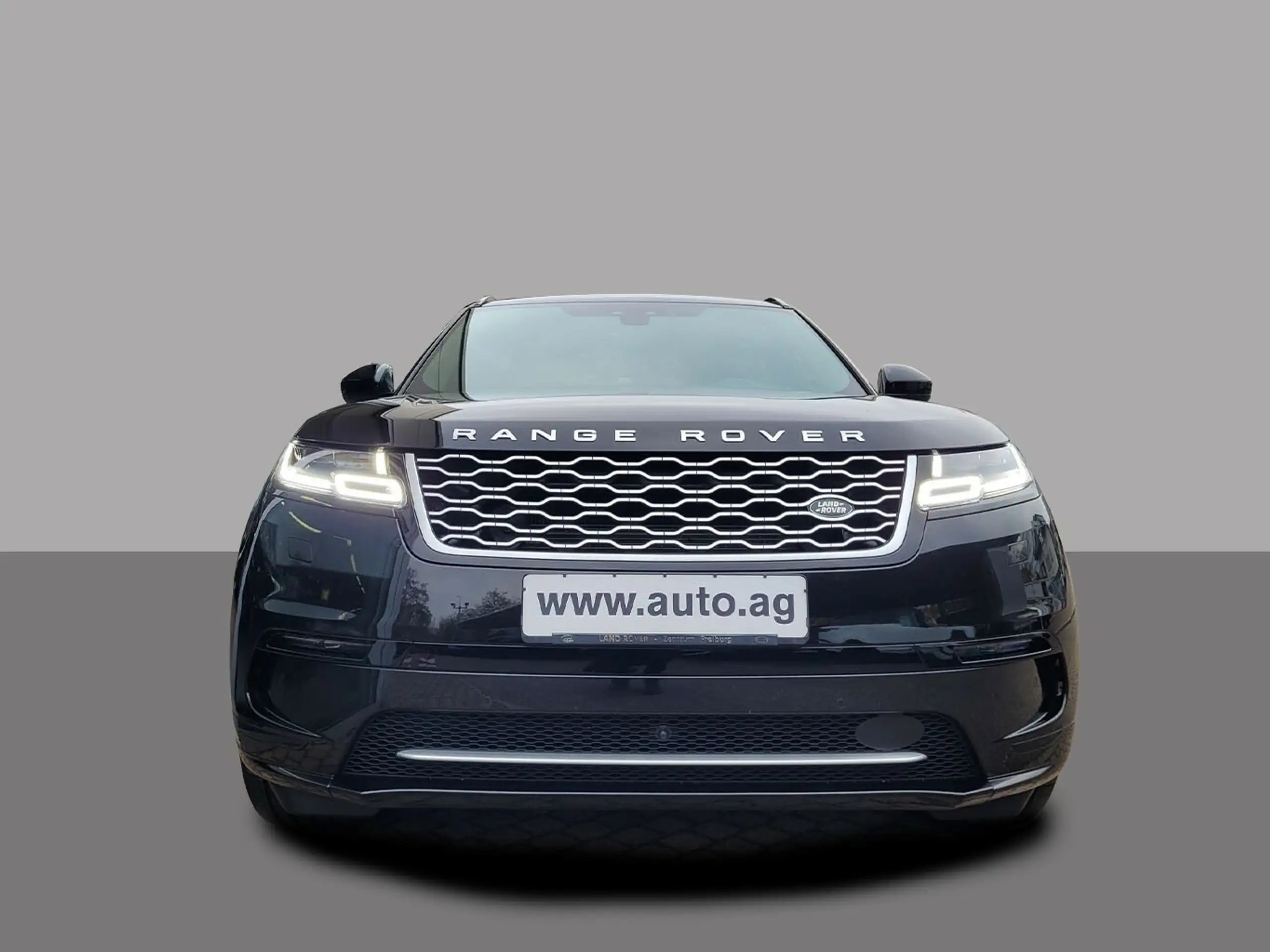 Land Rover - Range Rover Velar