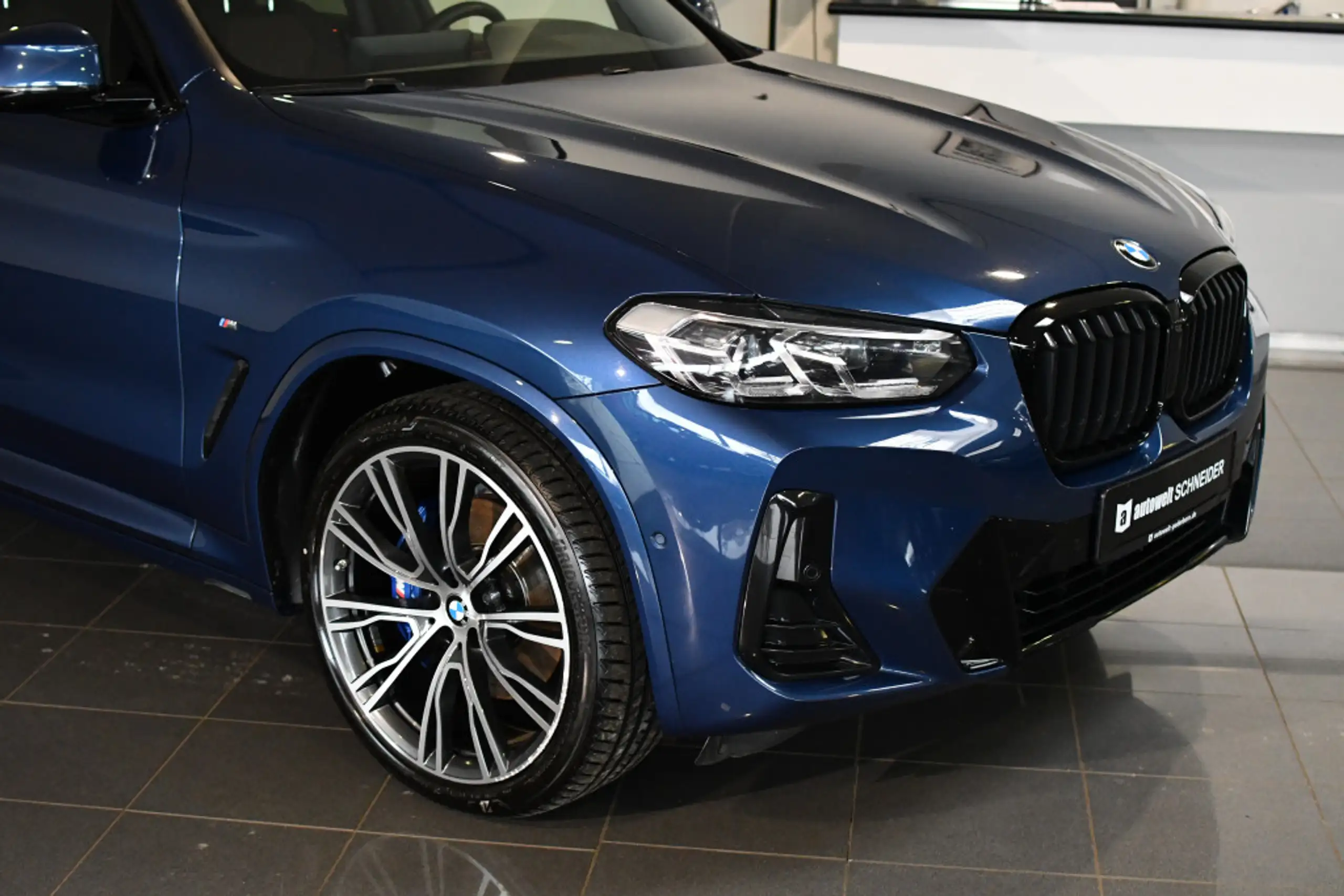 BMW - X3