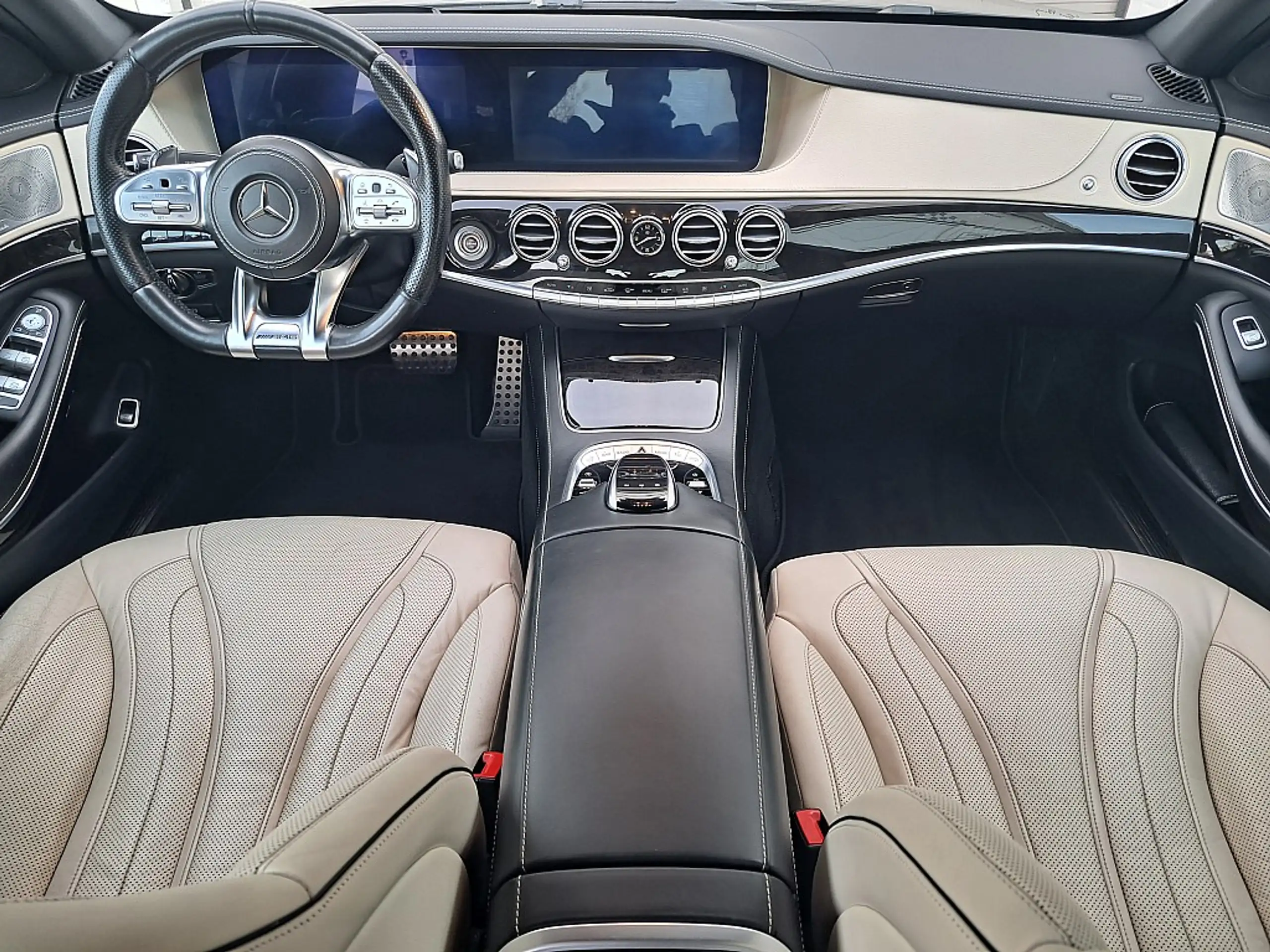 Mercedes-Benz - S 400