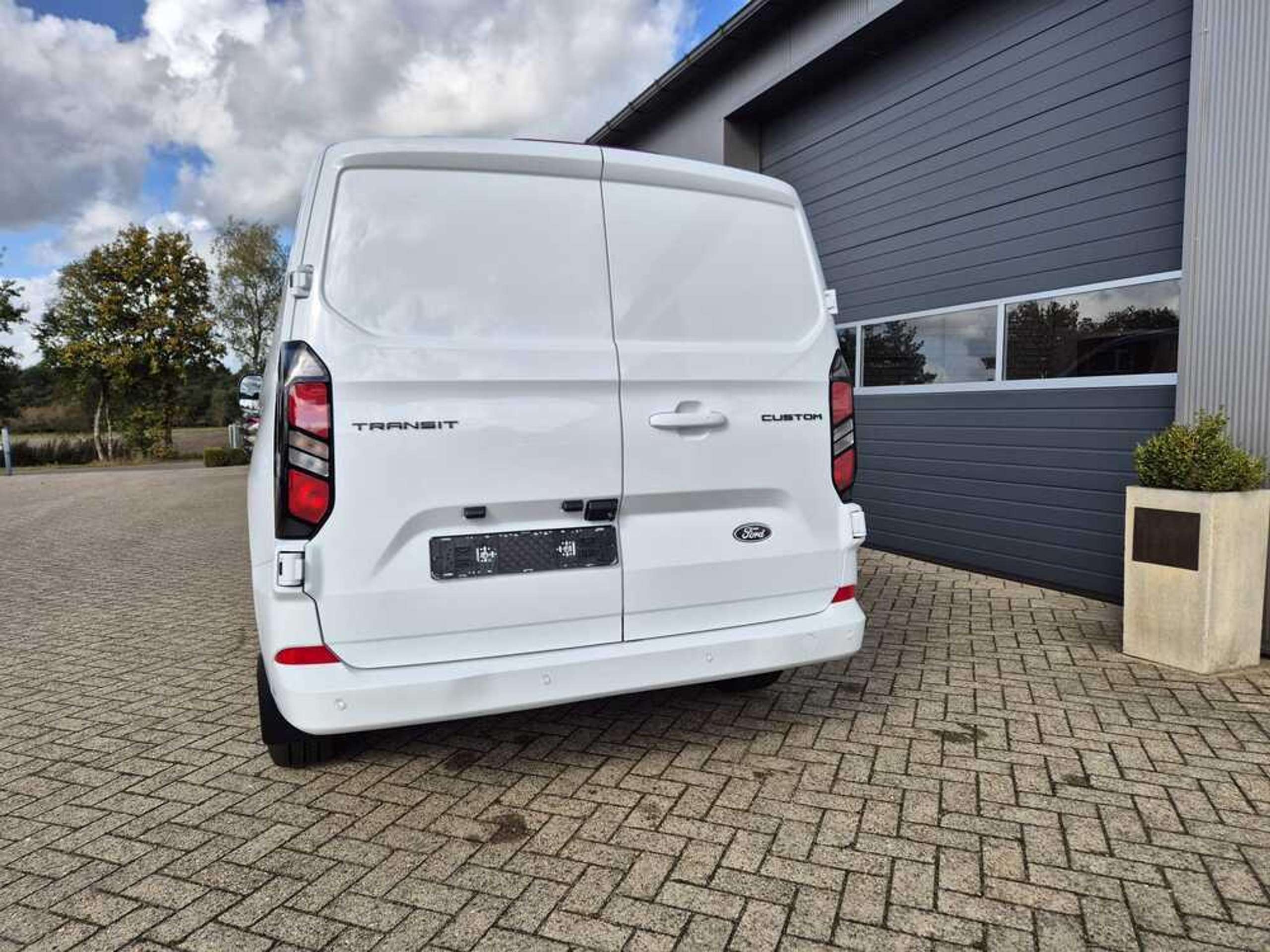 Ford - Transit Custom