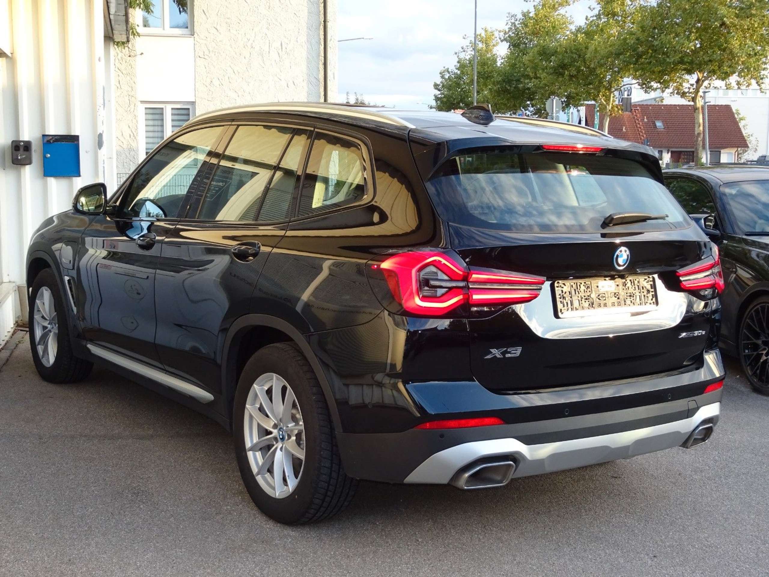 BMW - X3