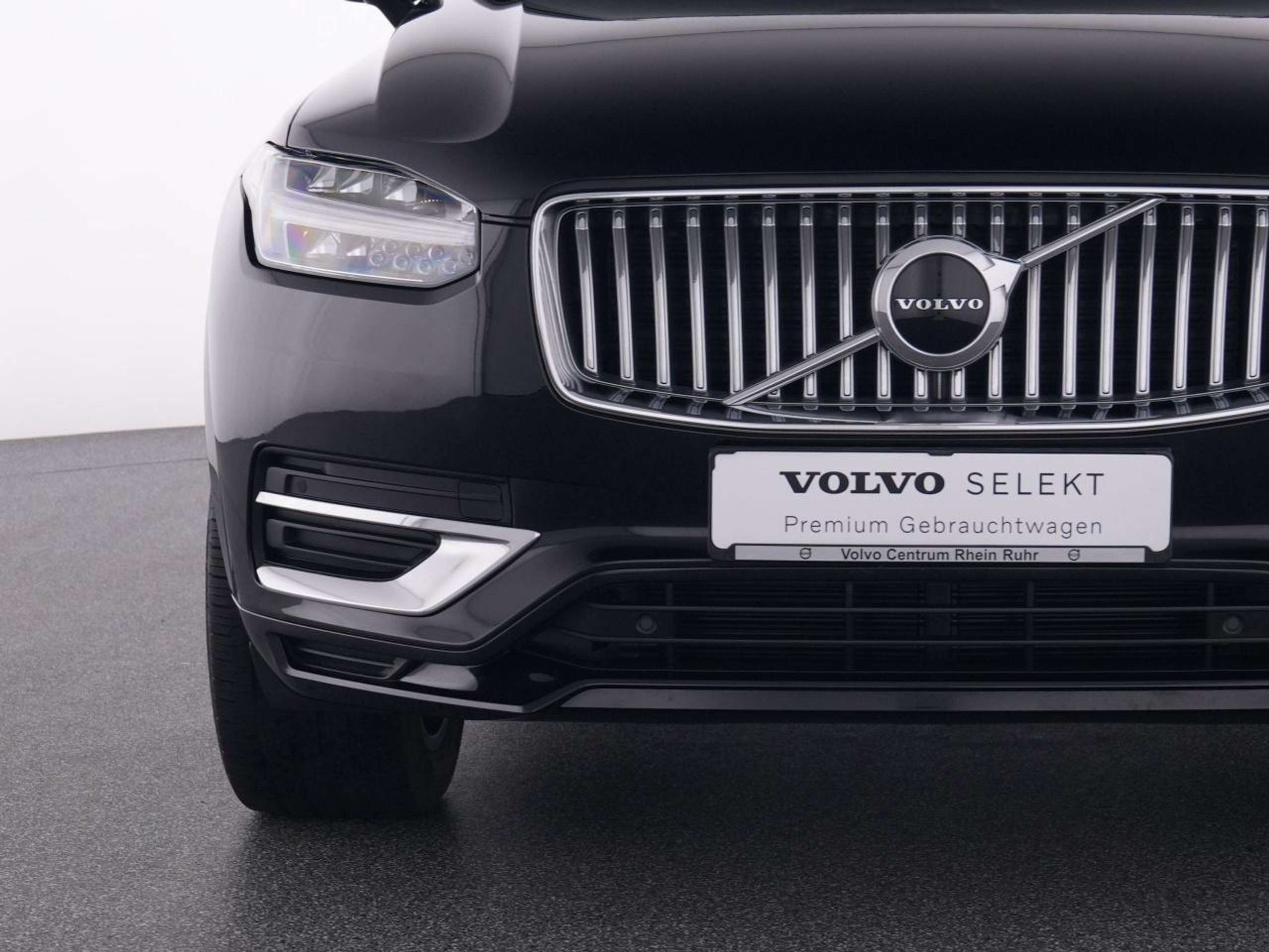 Volvo - XC90