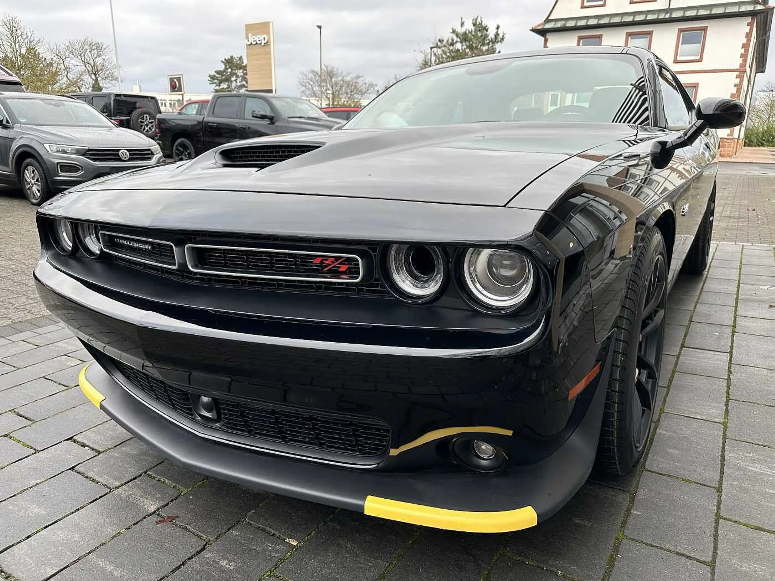 Dodge - Challenger