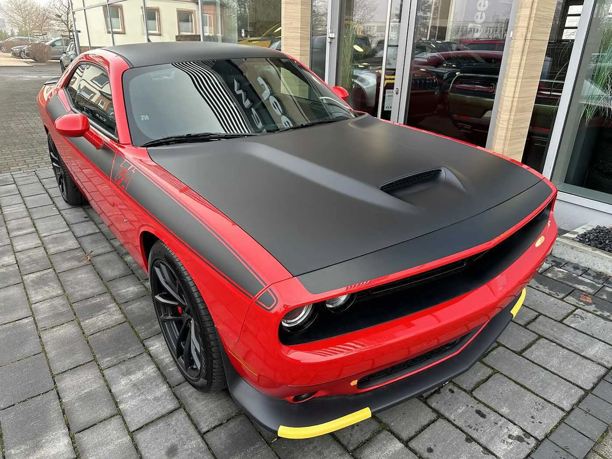 Dodge - Challenger