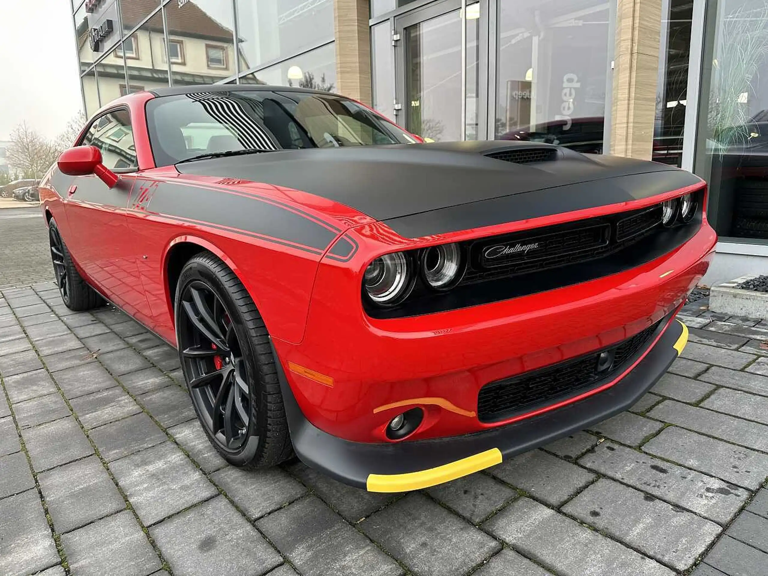 Dodge - Challenger