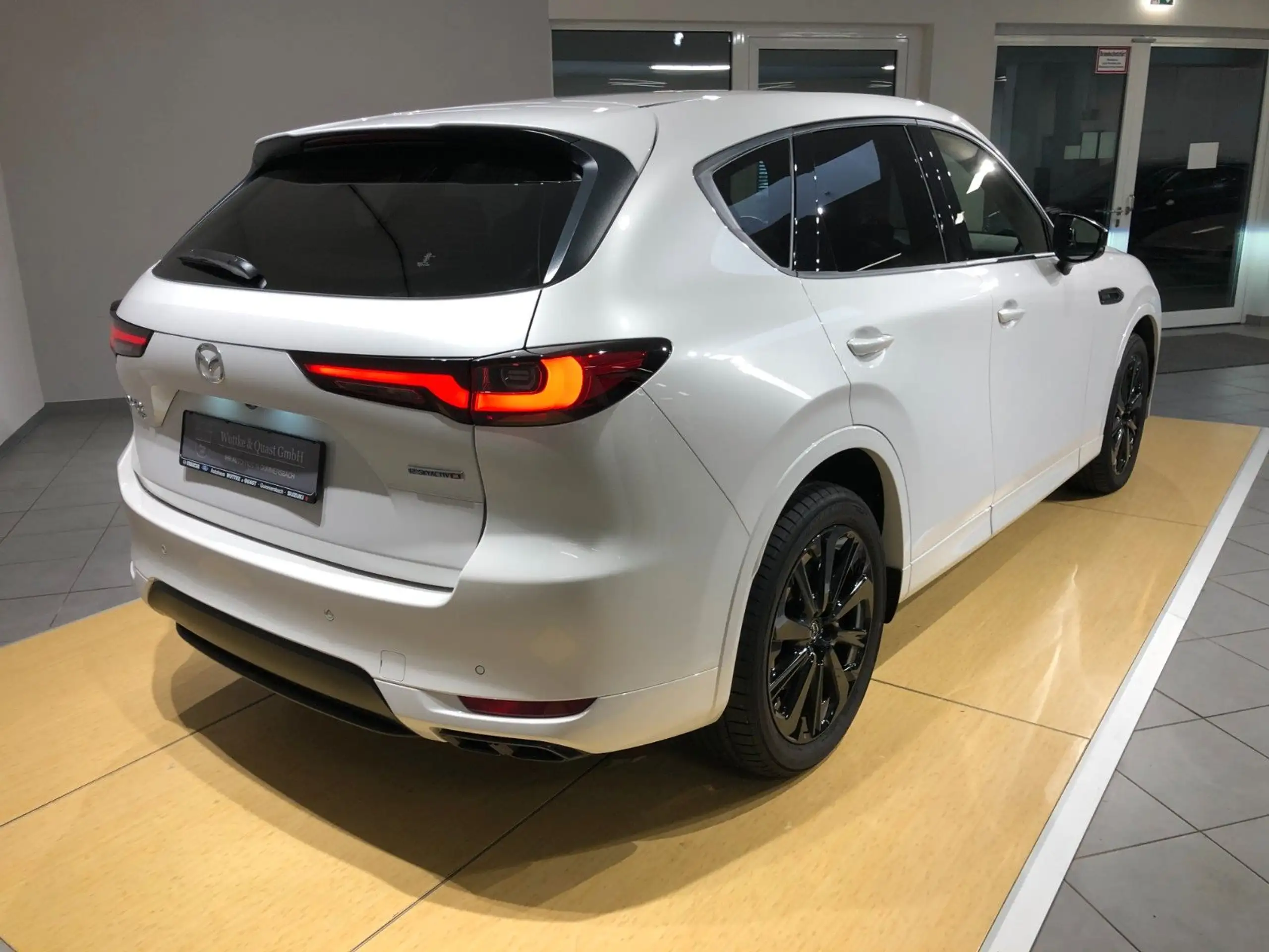 Mazda - CX-60