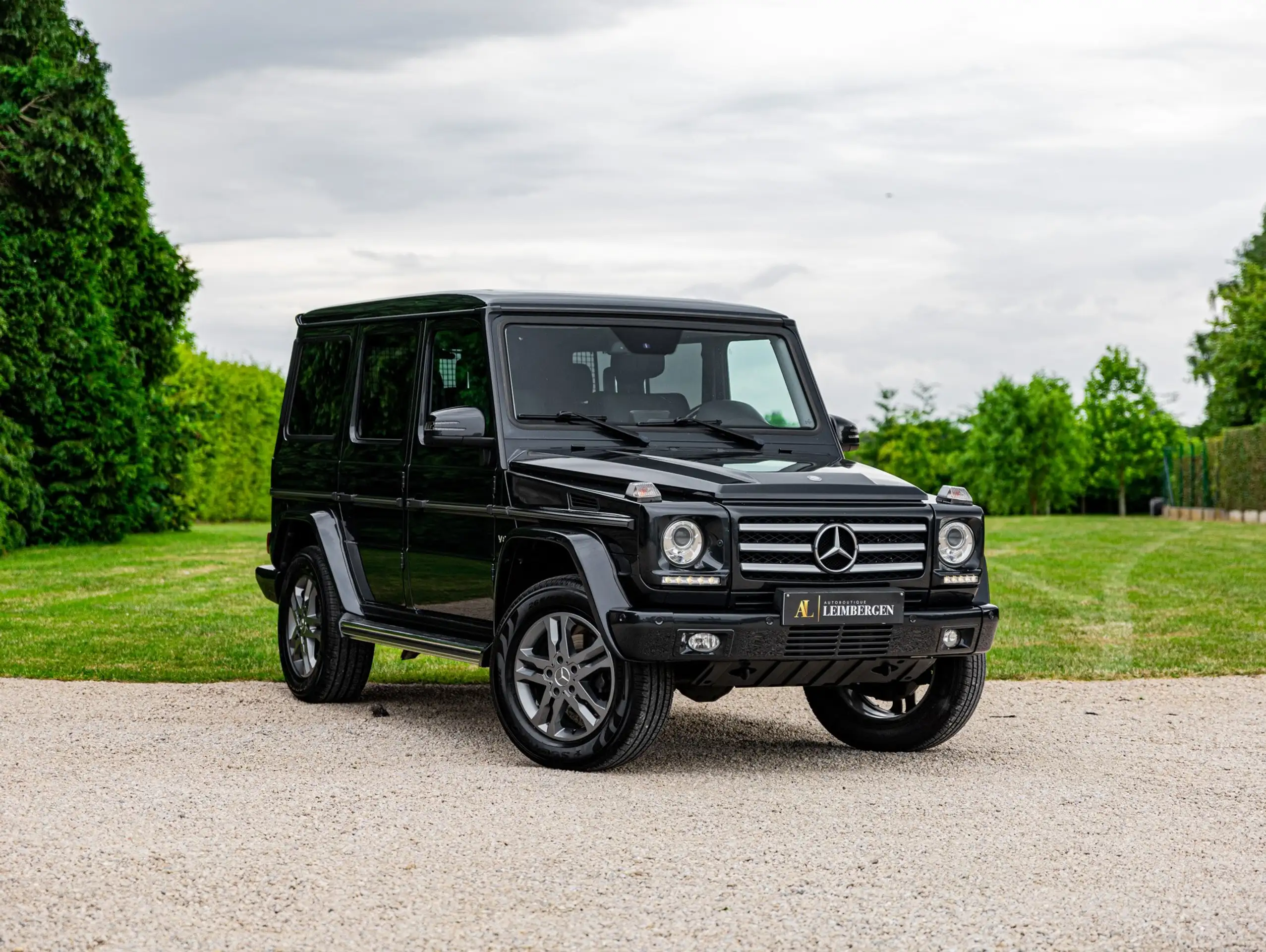 Mercedes-Benz - G 500