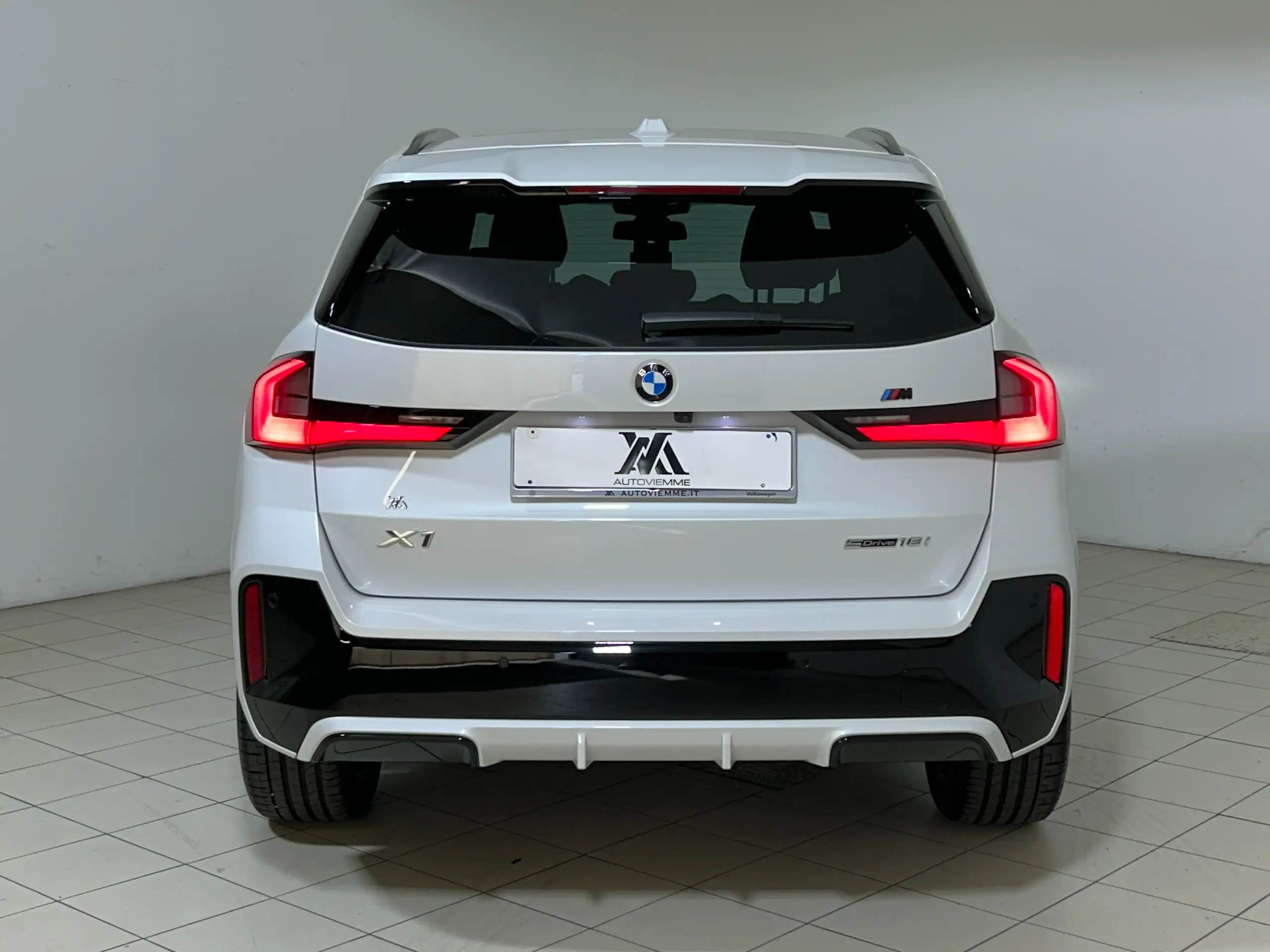 BMW - X1