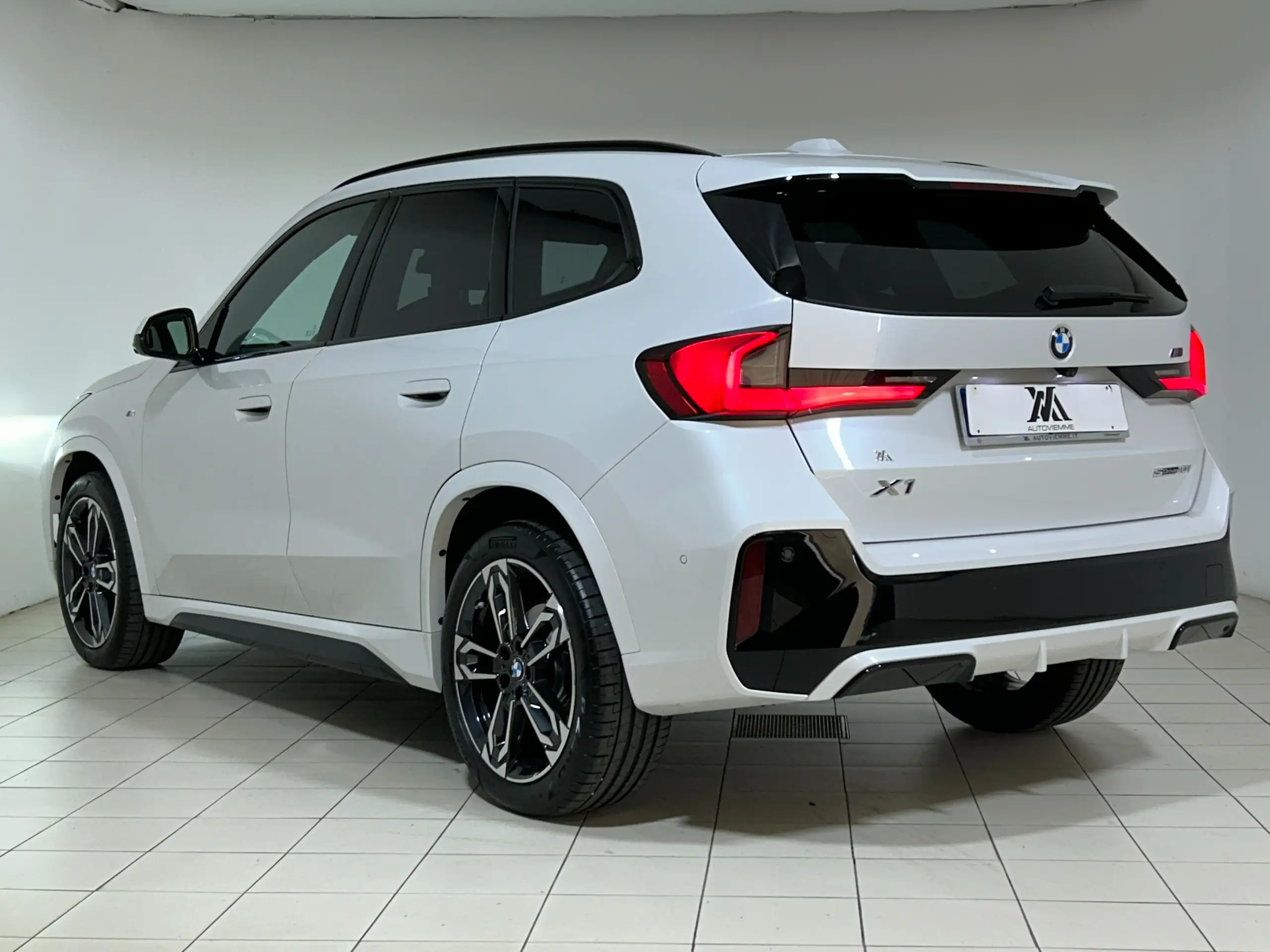 BMW - X1