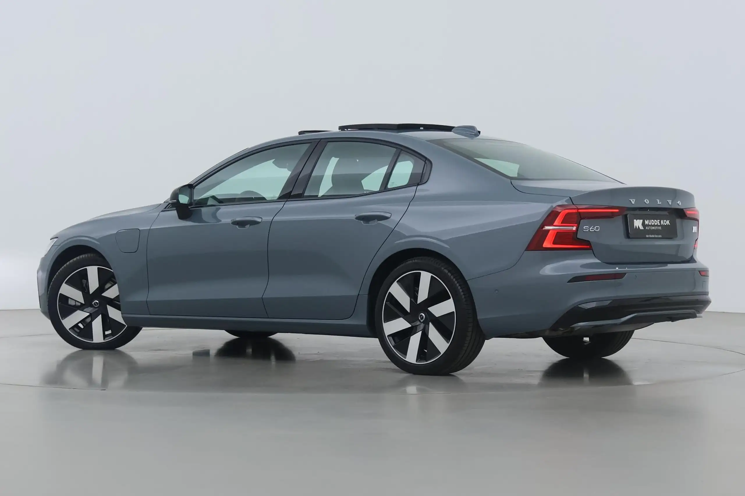 Volvo - S60