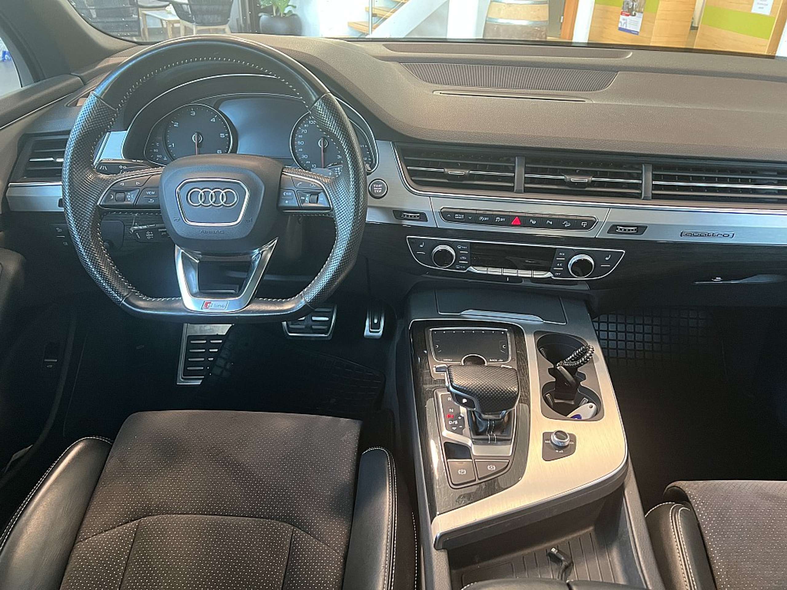 Audi - Q7