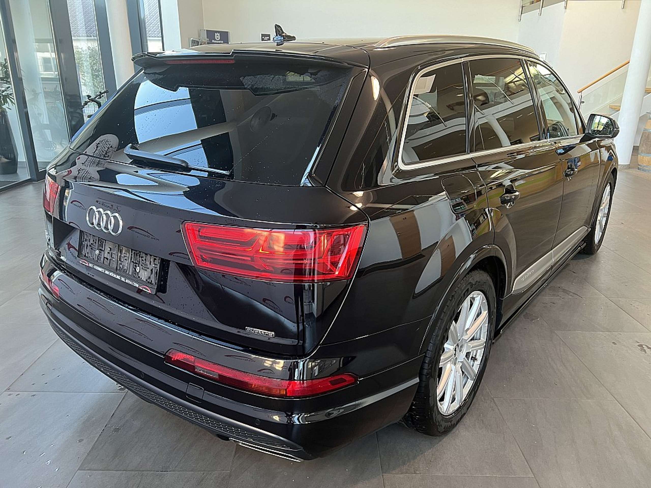 Audi - Q7