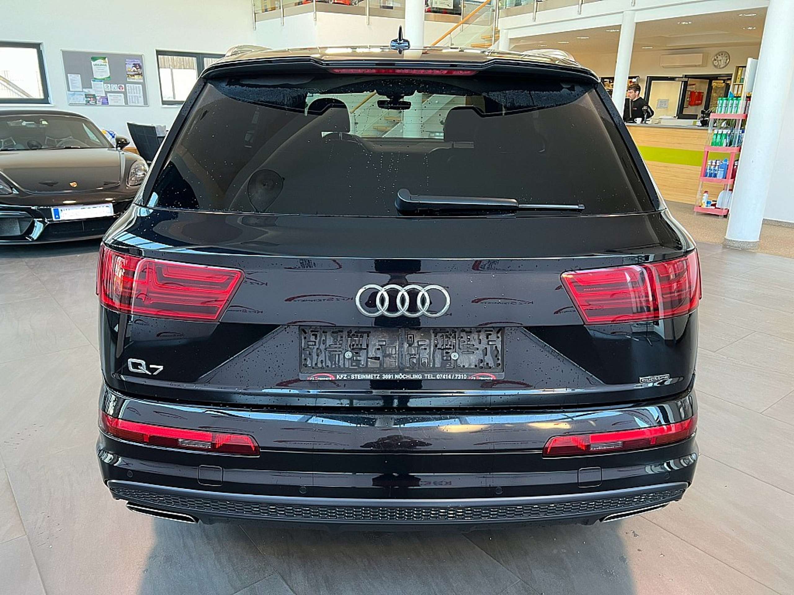 Audi - Q7