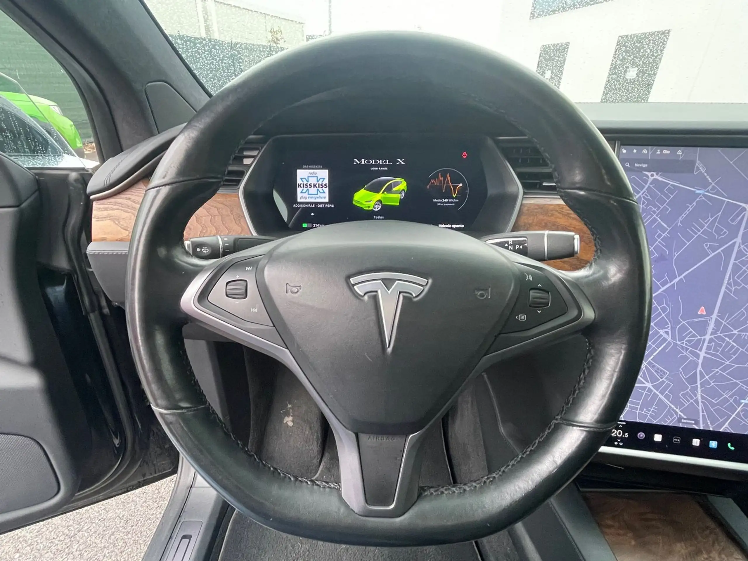 Tesla - Model X