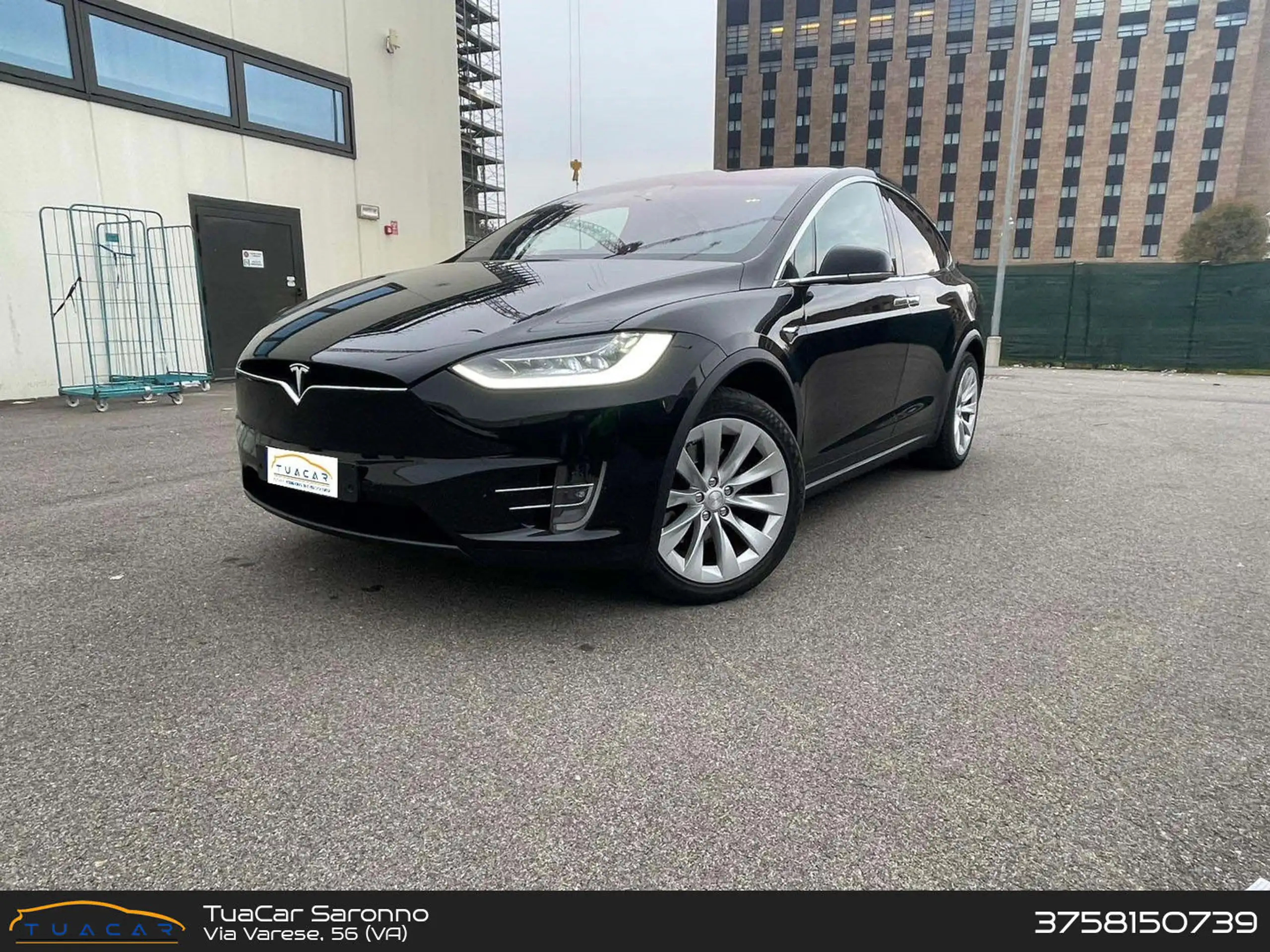 Tesla - Model X