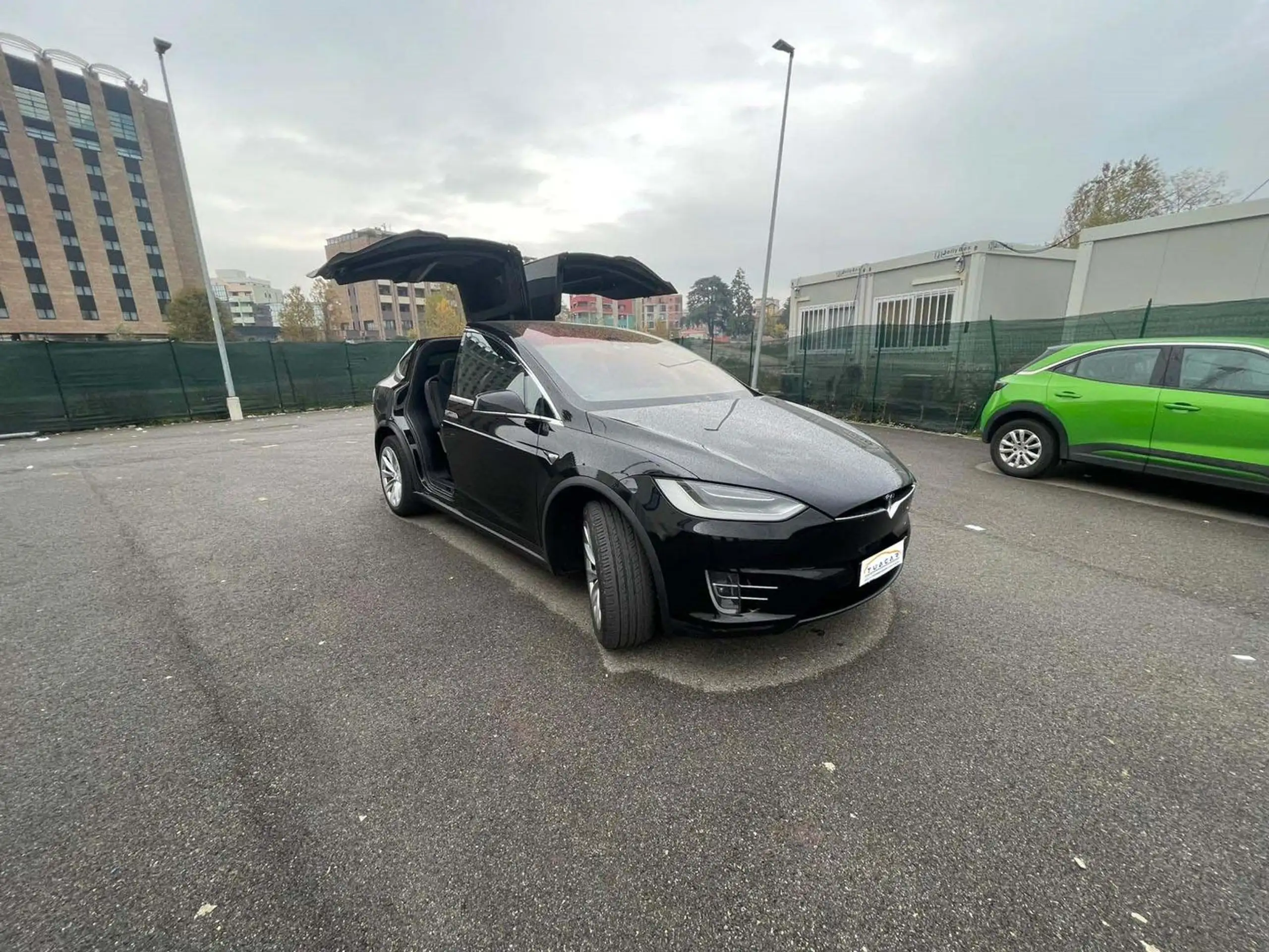 Tesla - Model X