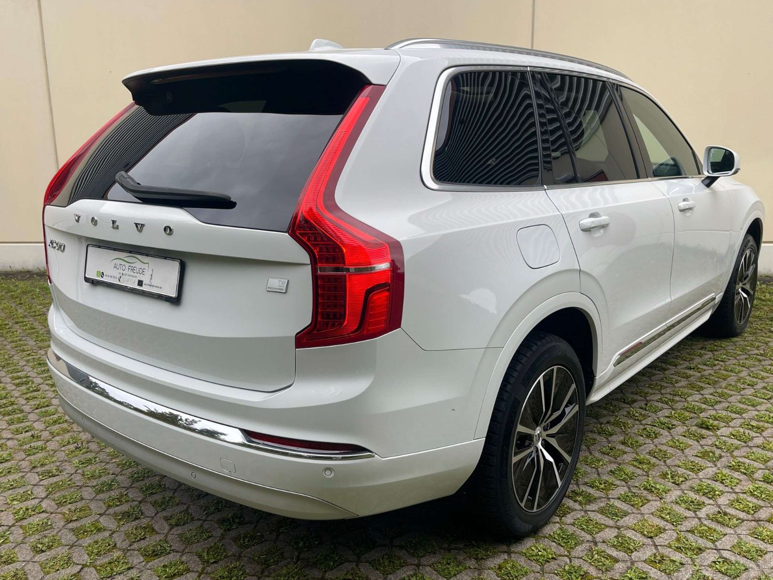 Volvo - XC90