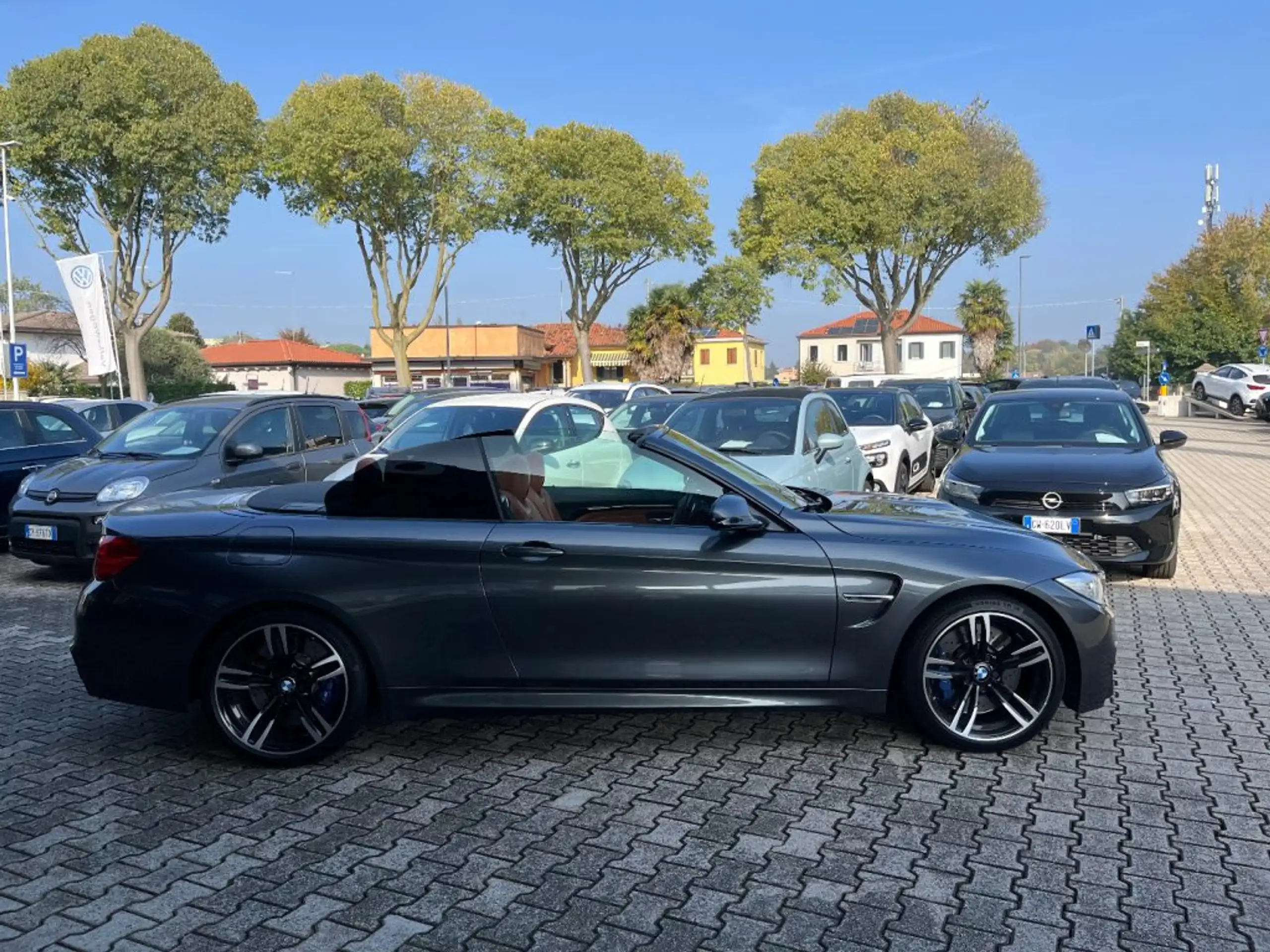 BMW - M4