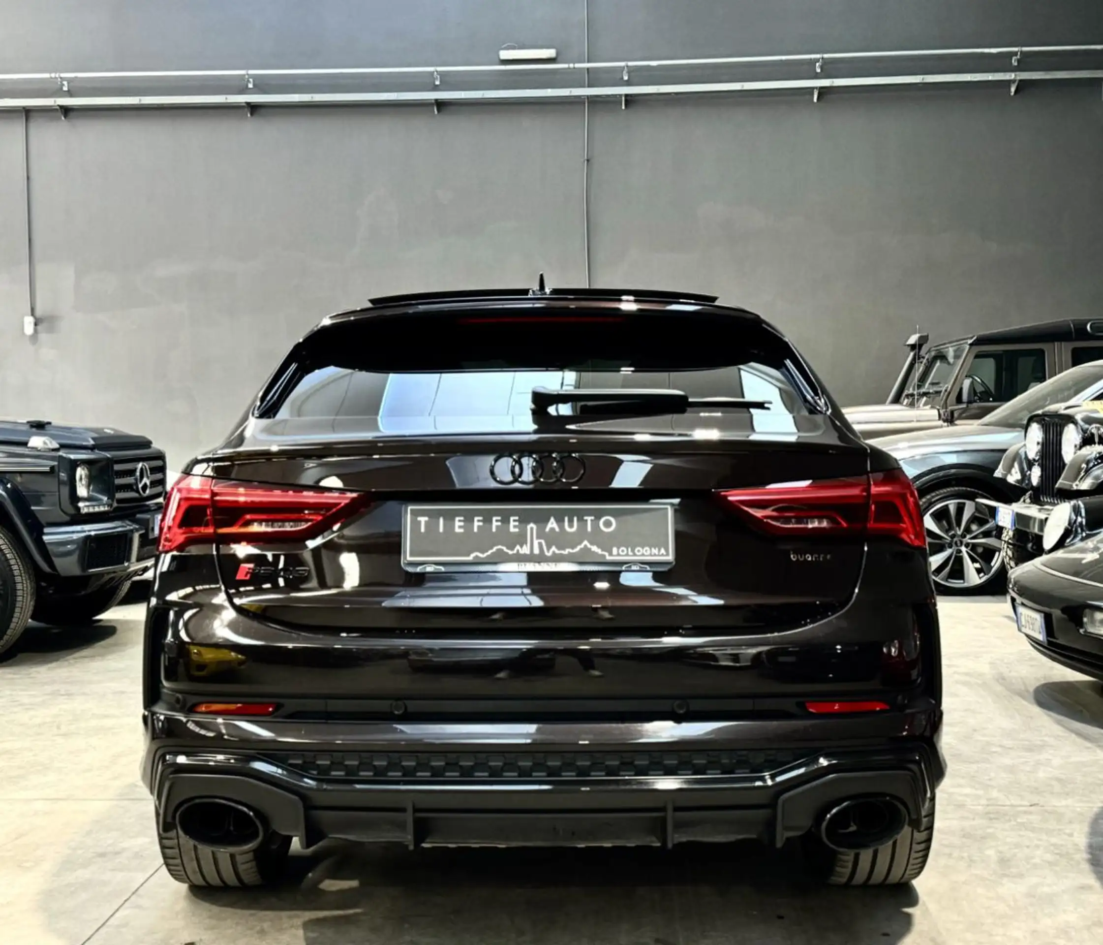 Audi - RS Q3