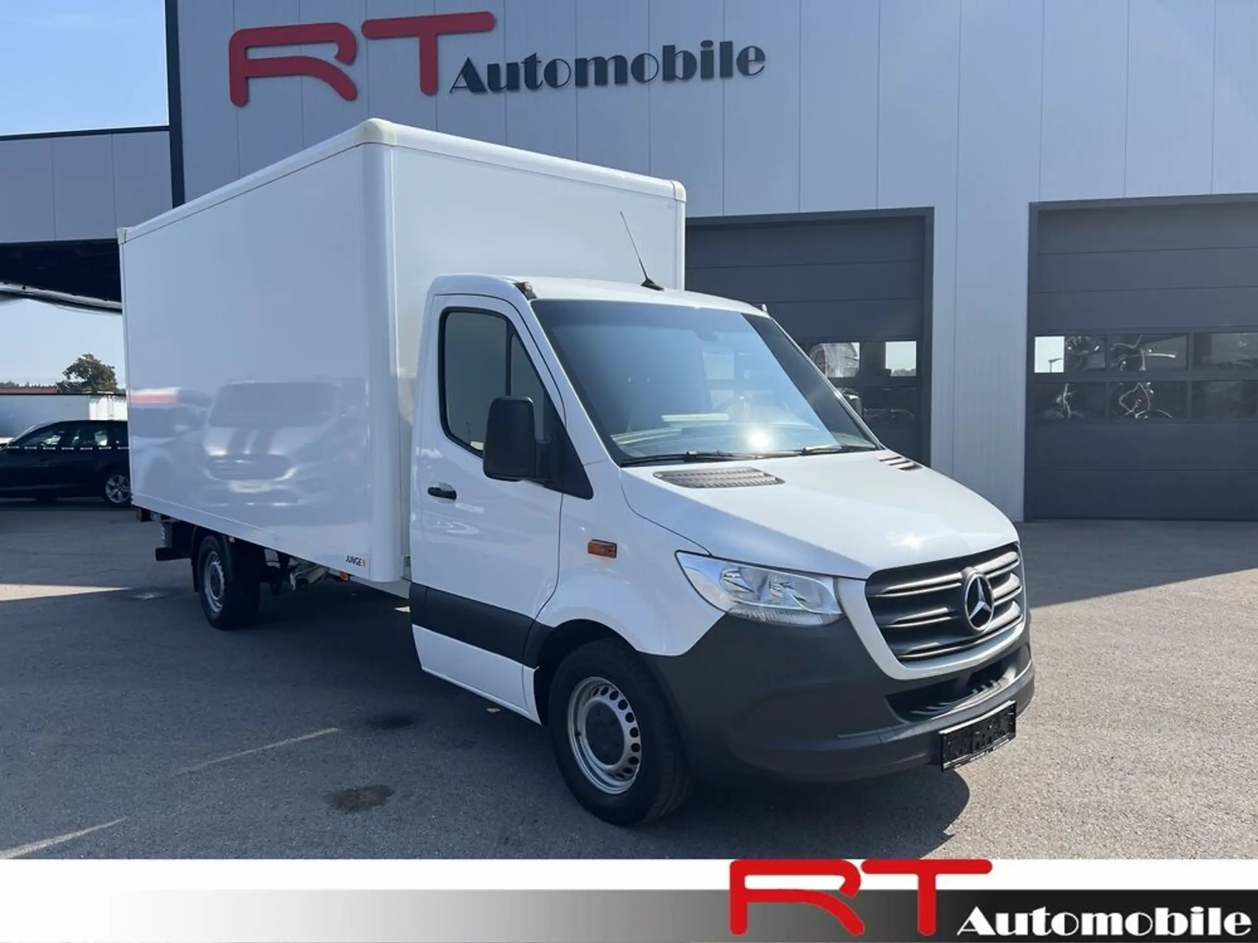 Mercedes-Benz - Sprinter