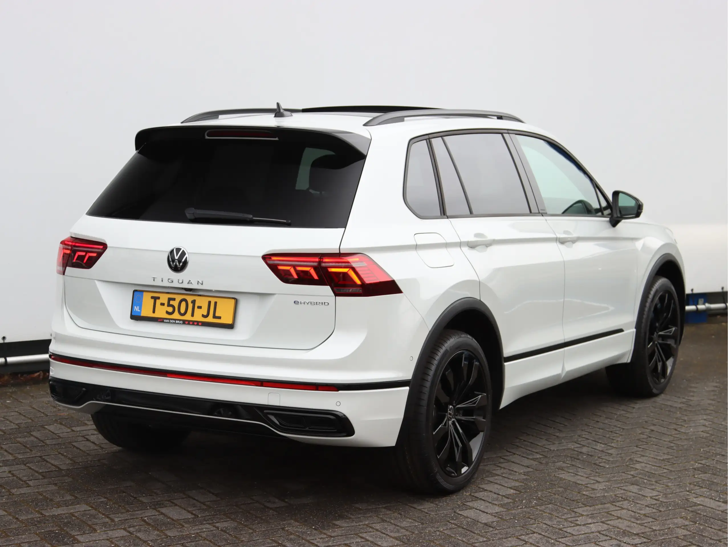 Volkswagen - Tiguan