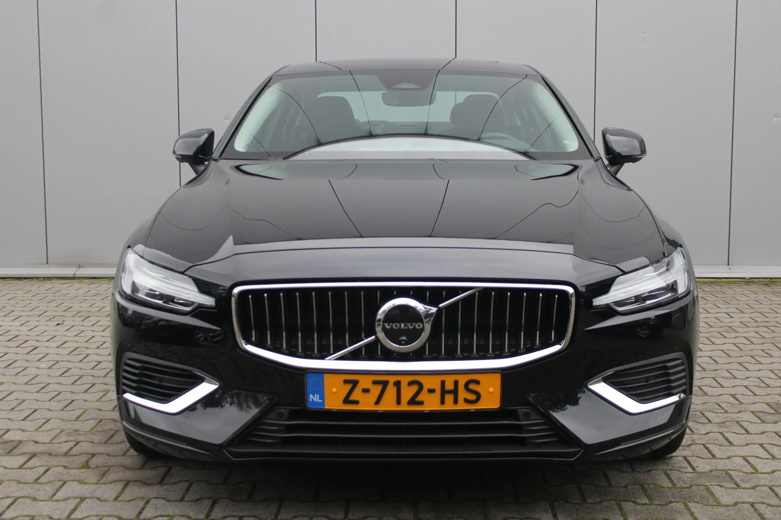 Volvo - S60