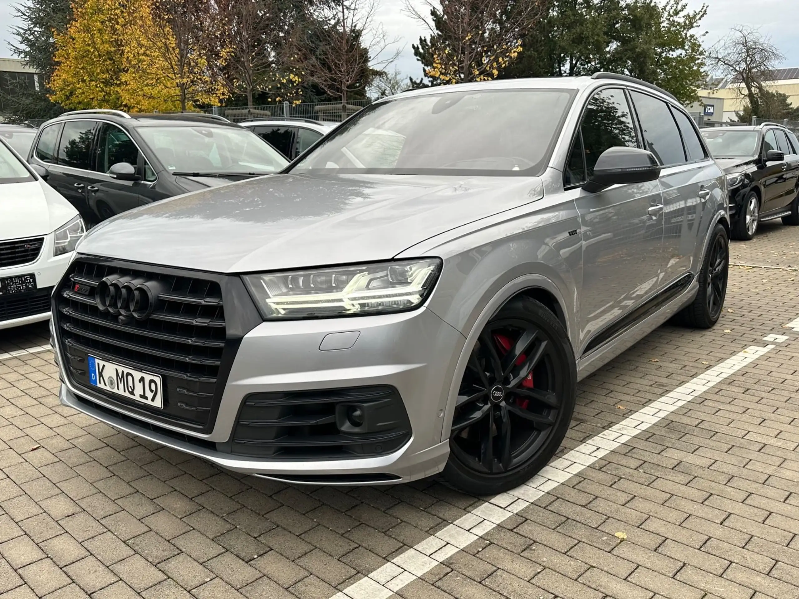 Audi - SQ7