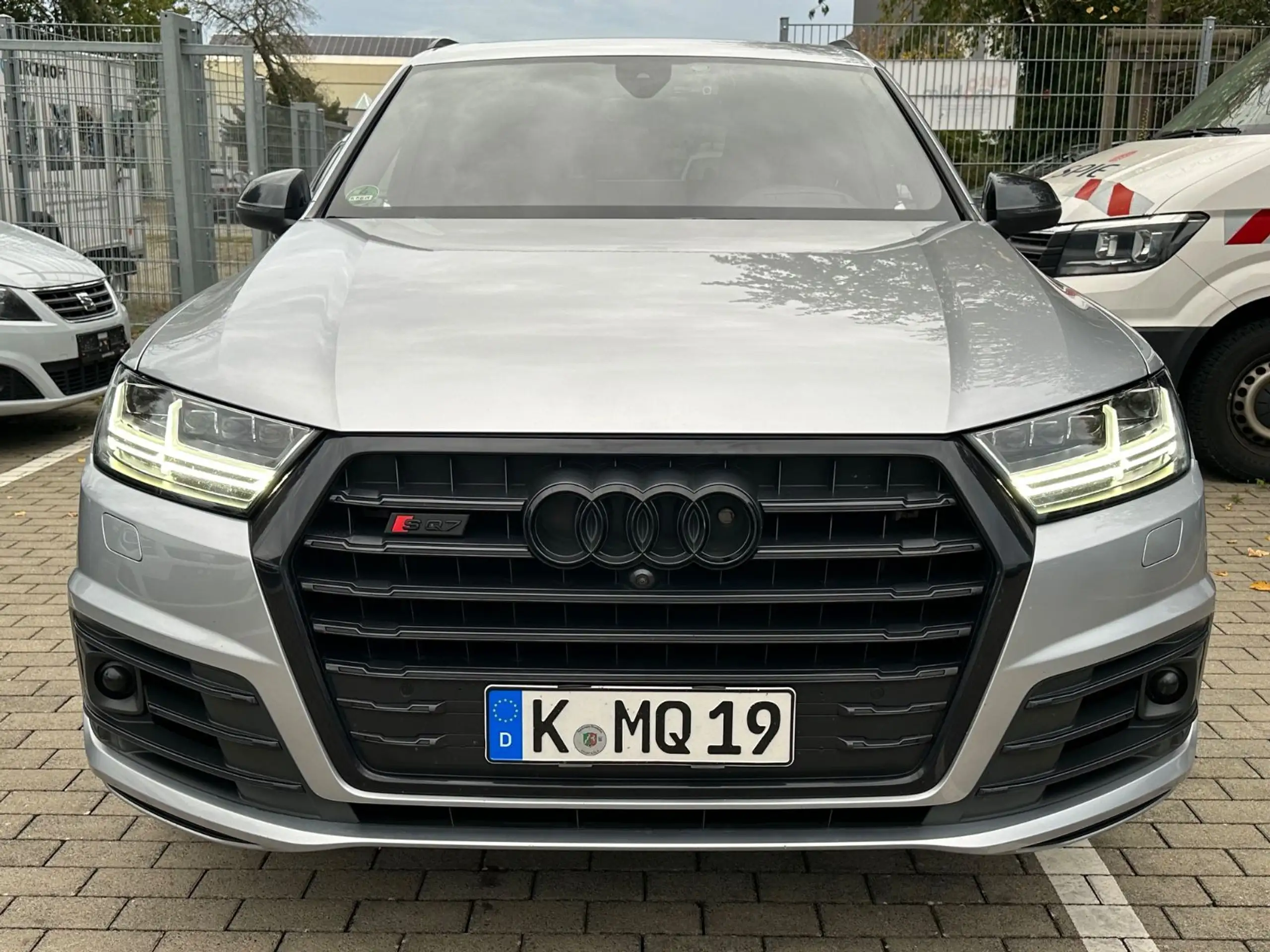 Audi - SQ7