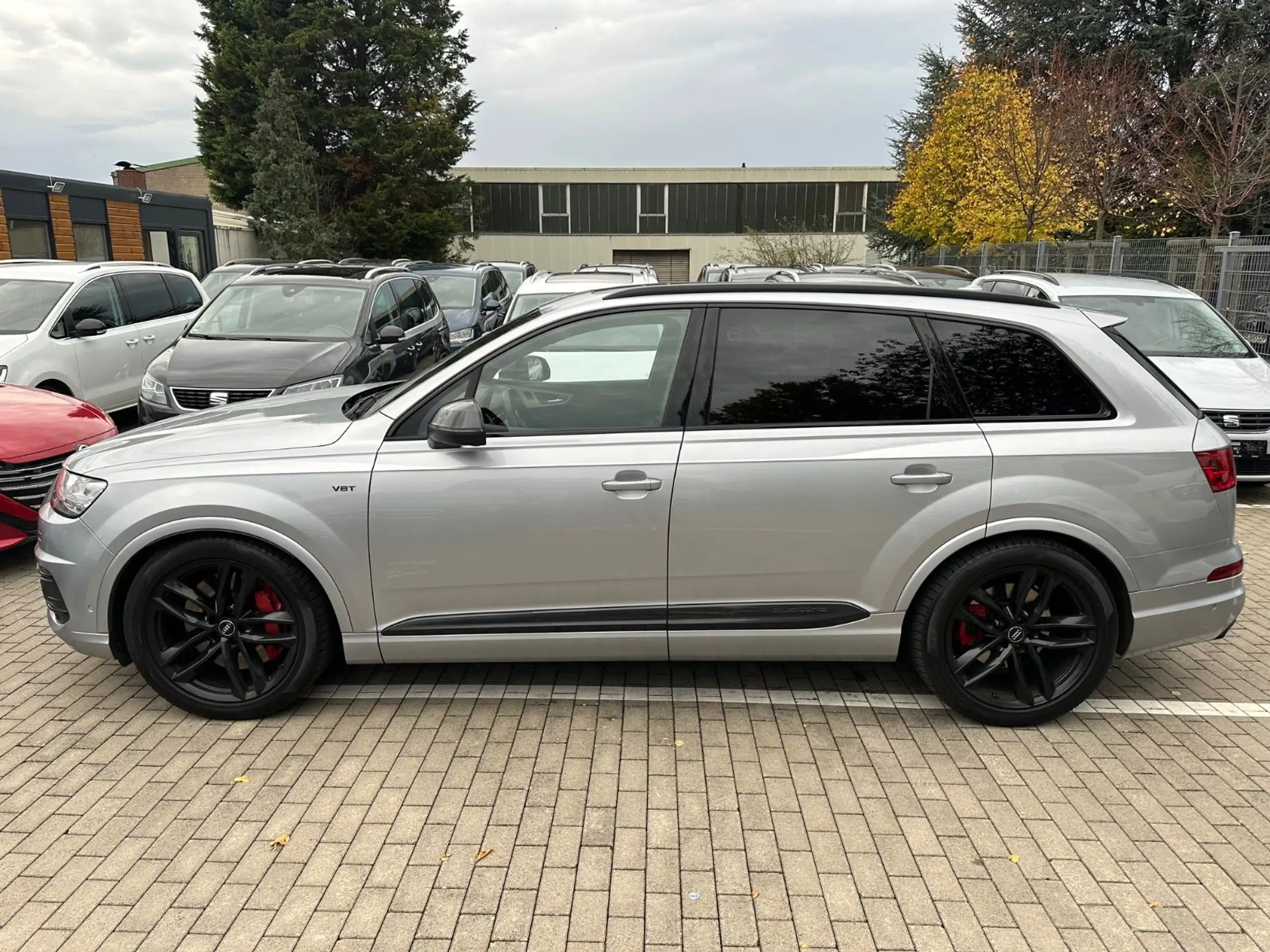 Audi - SQ7