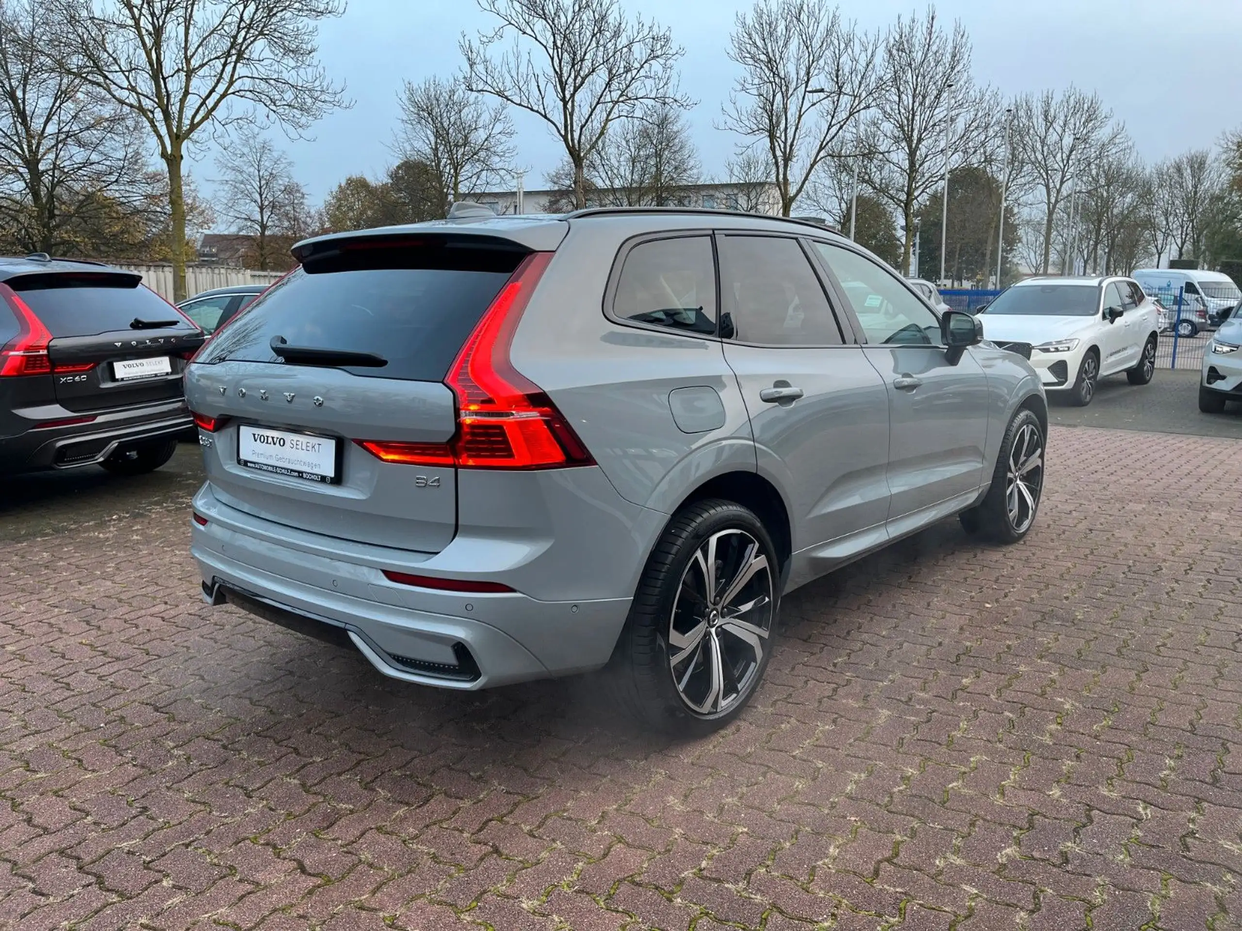 Volvo - XC60