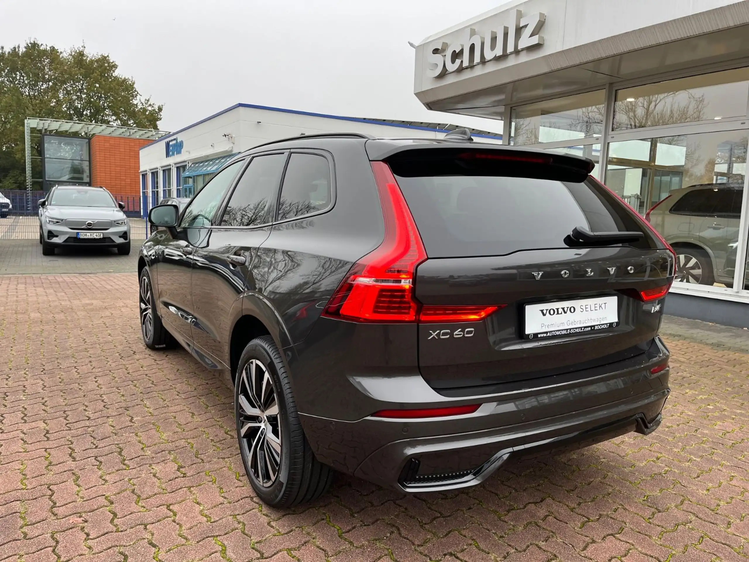 Volvo - XC60