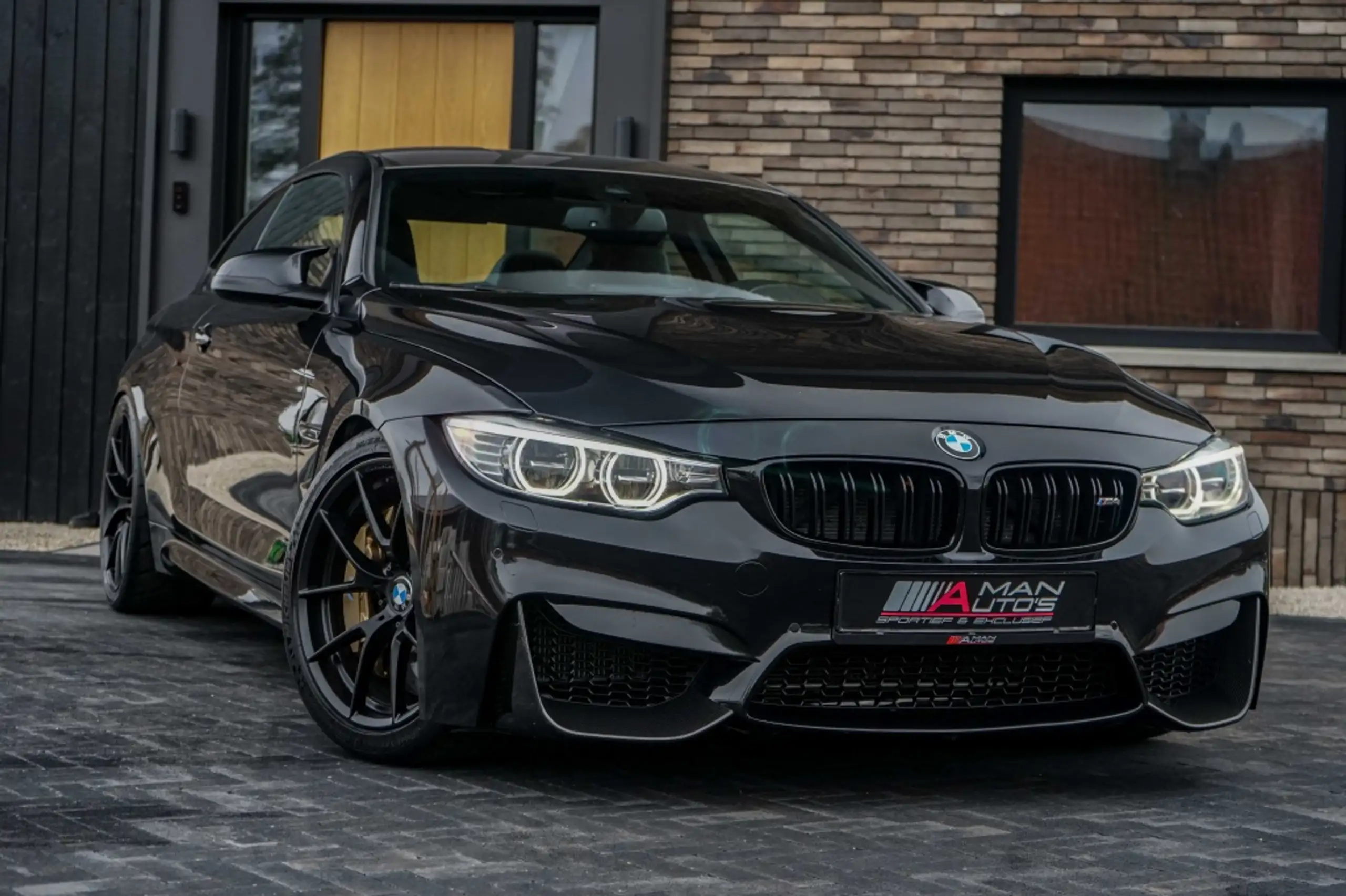 BMW - M4