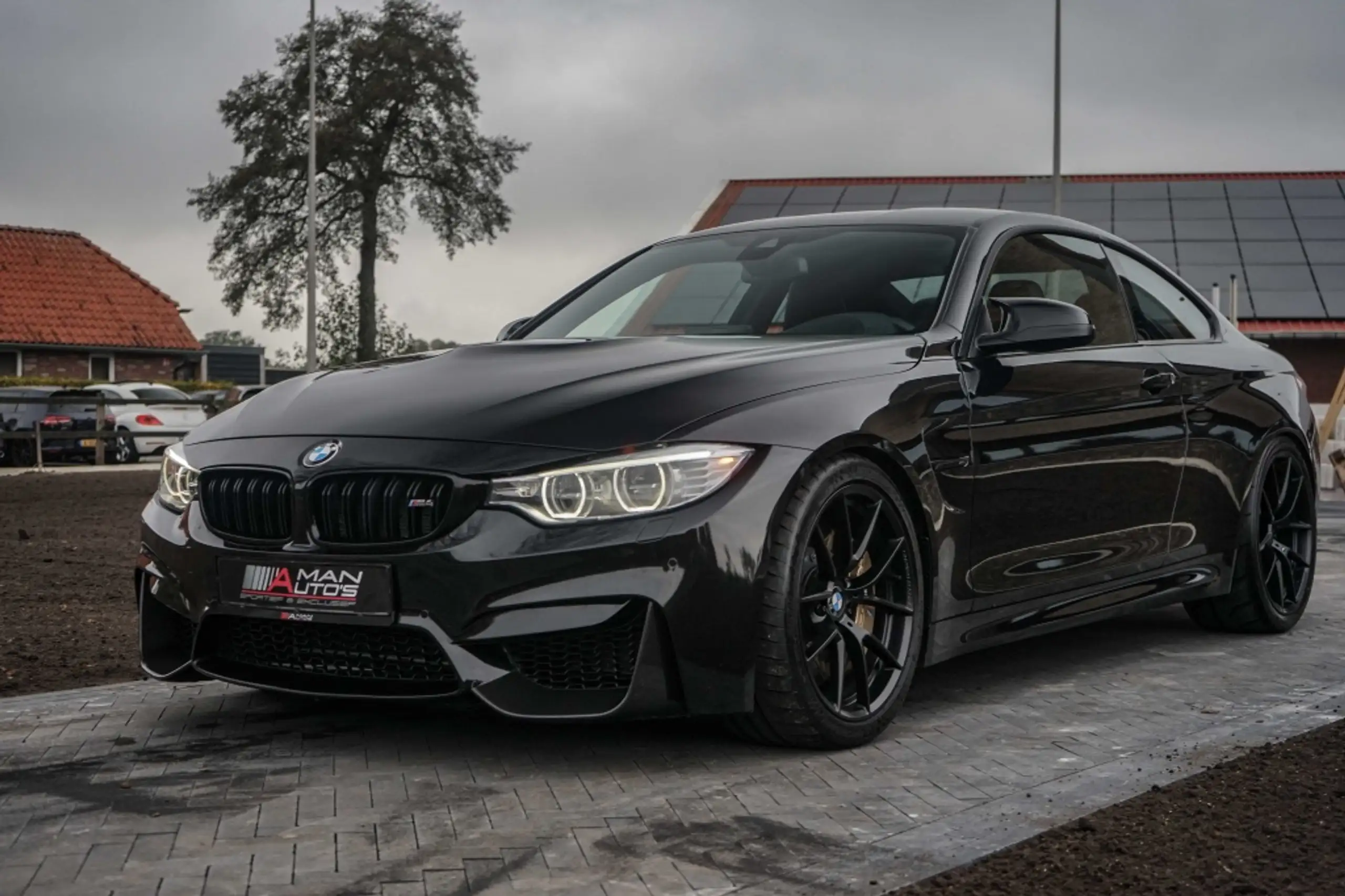 BMW - M4