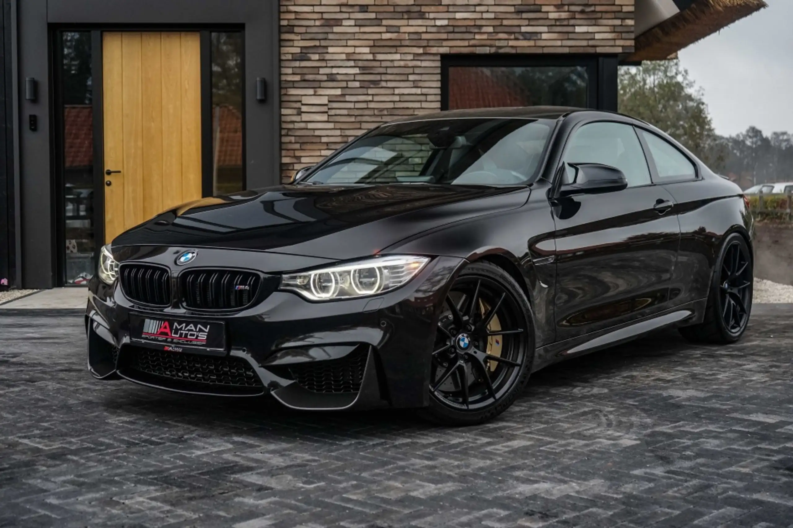 BMW M4 2015