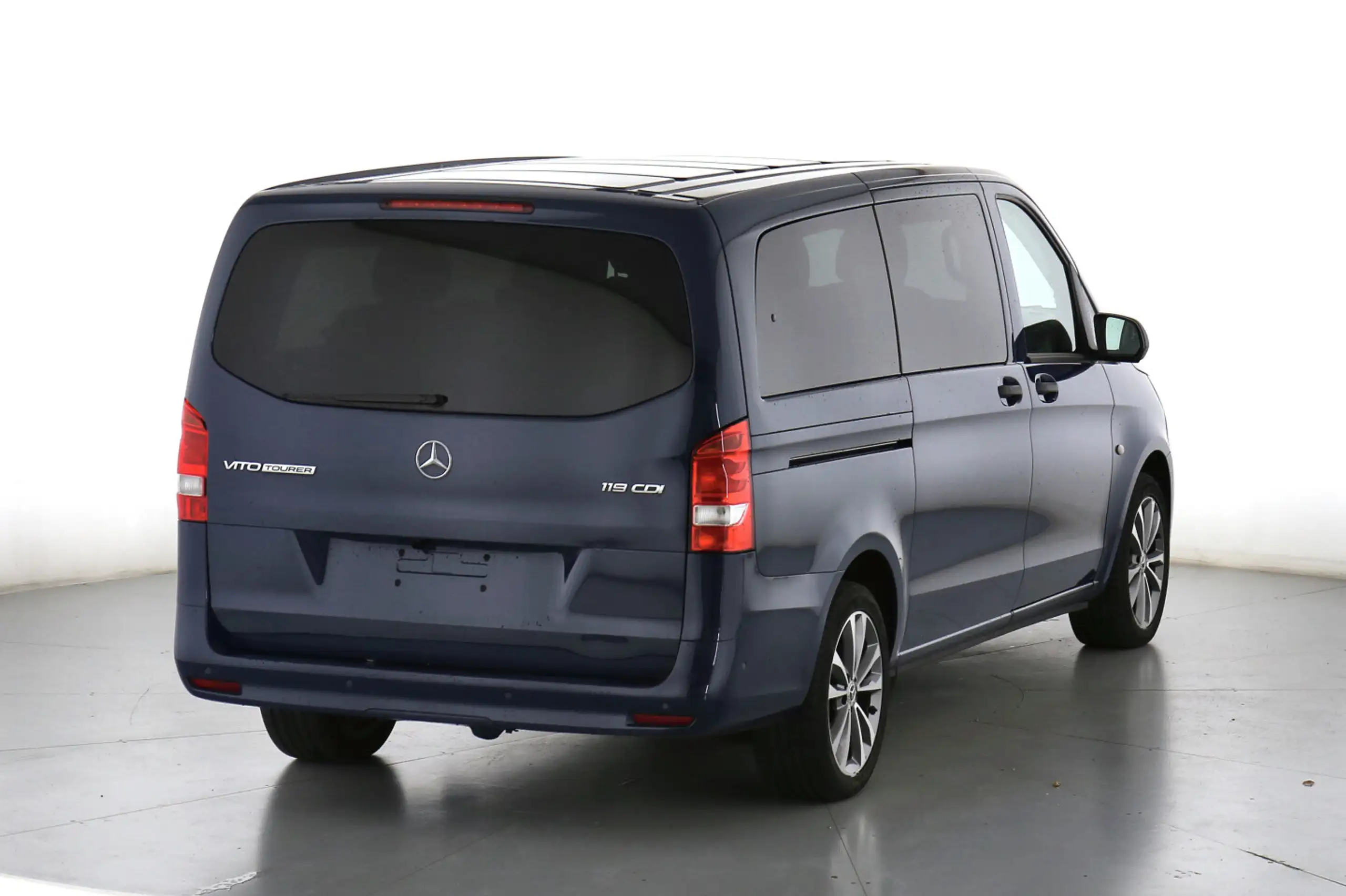 Mercedes-Benz - Vito