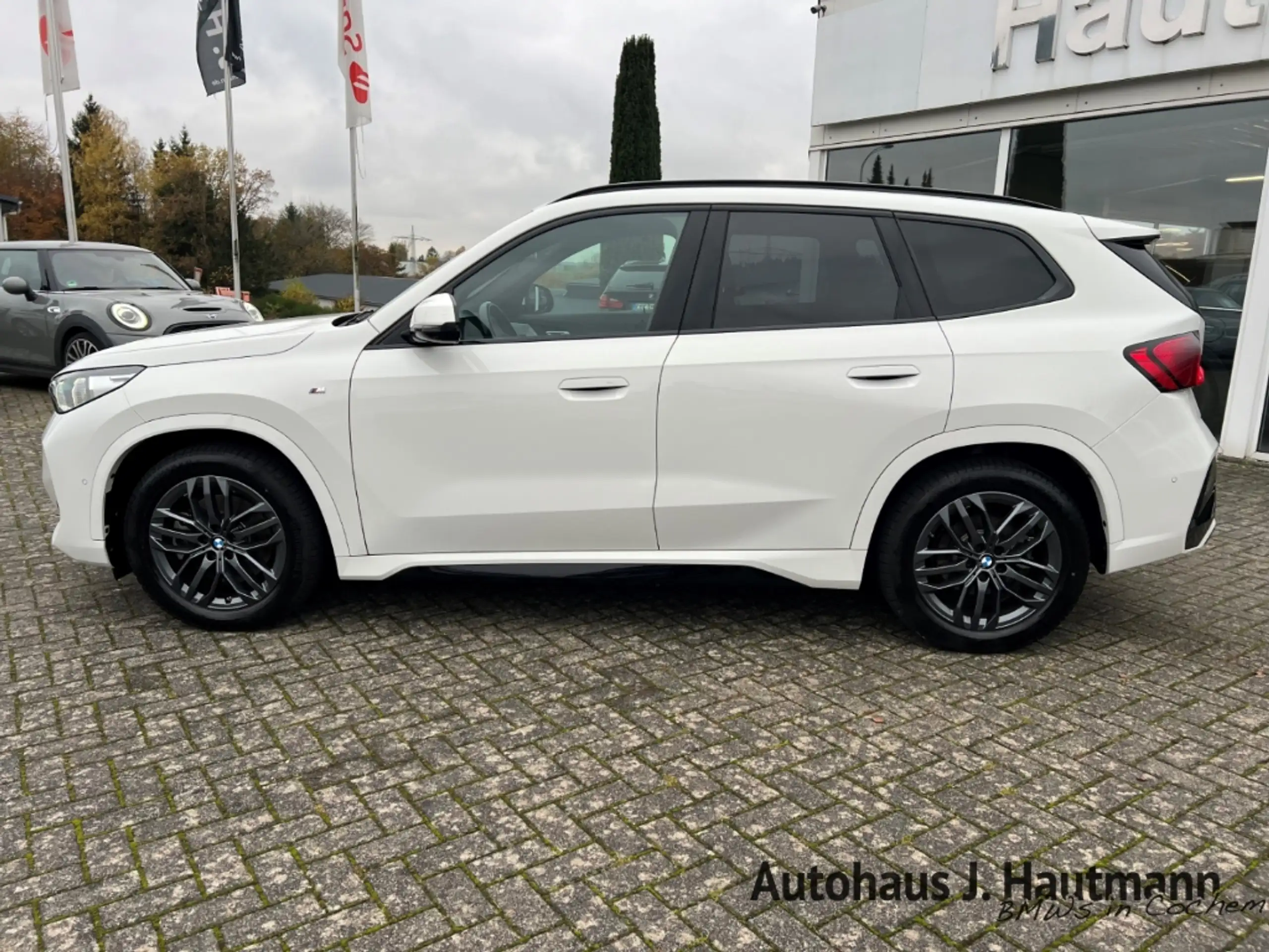 BMW - X1