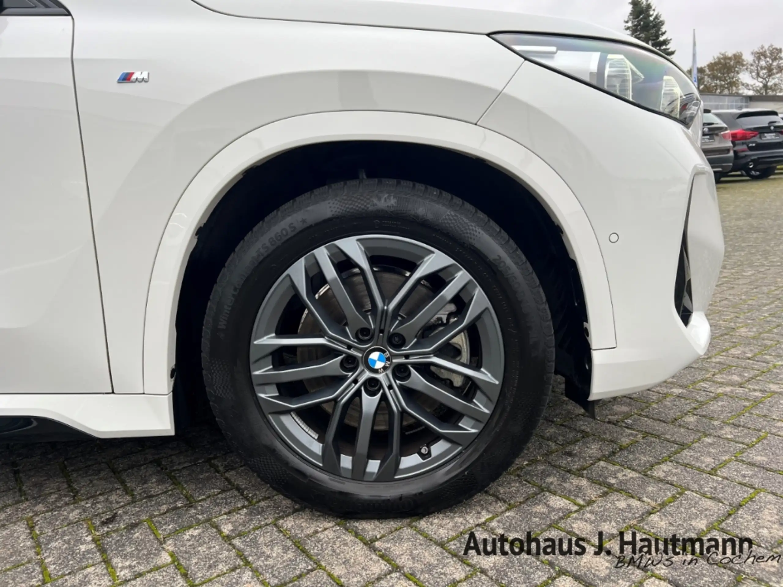 BMW - X1