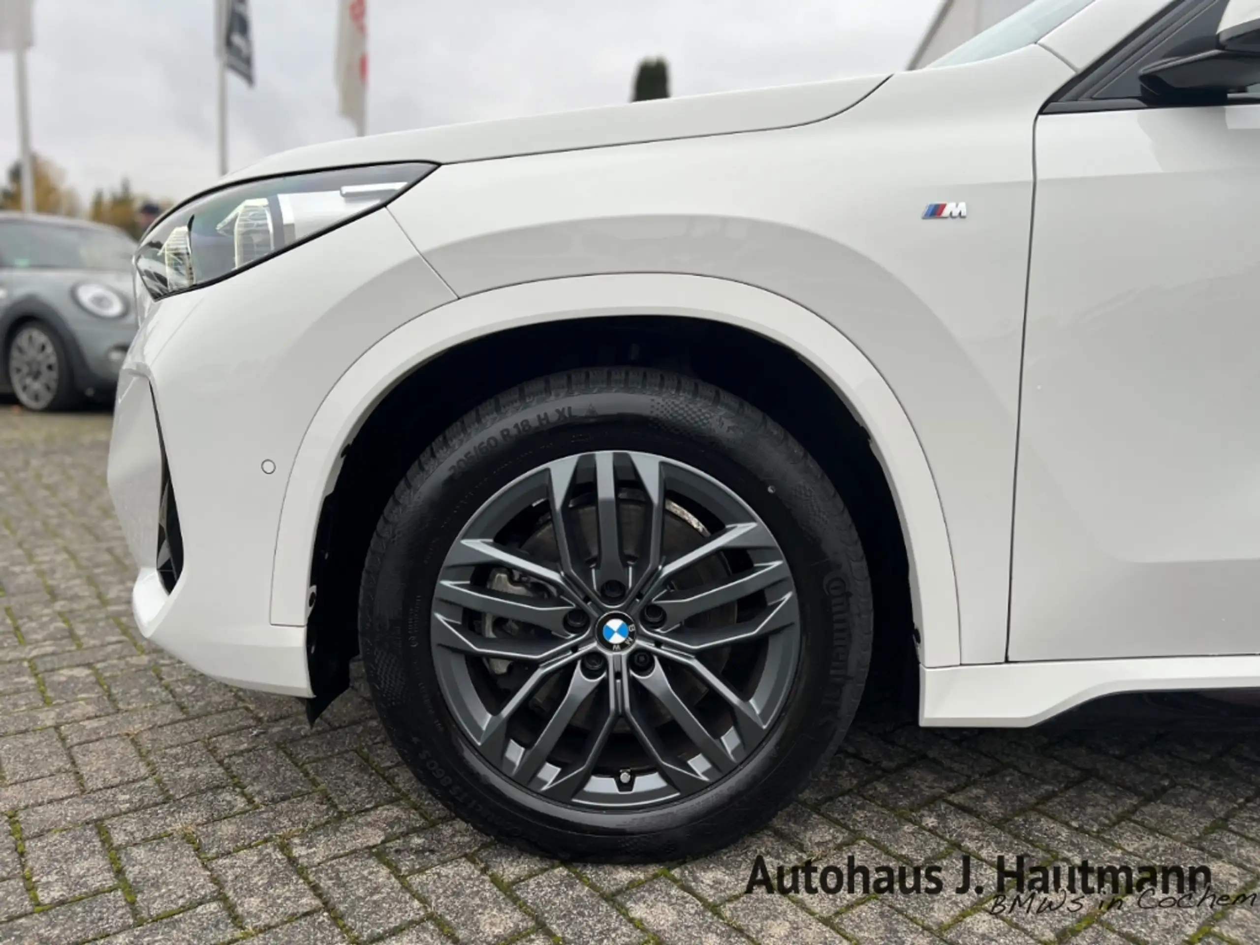 BMW - X1