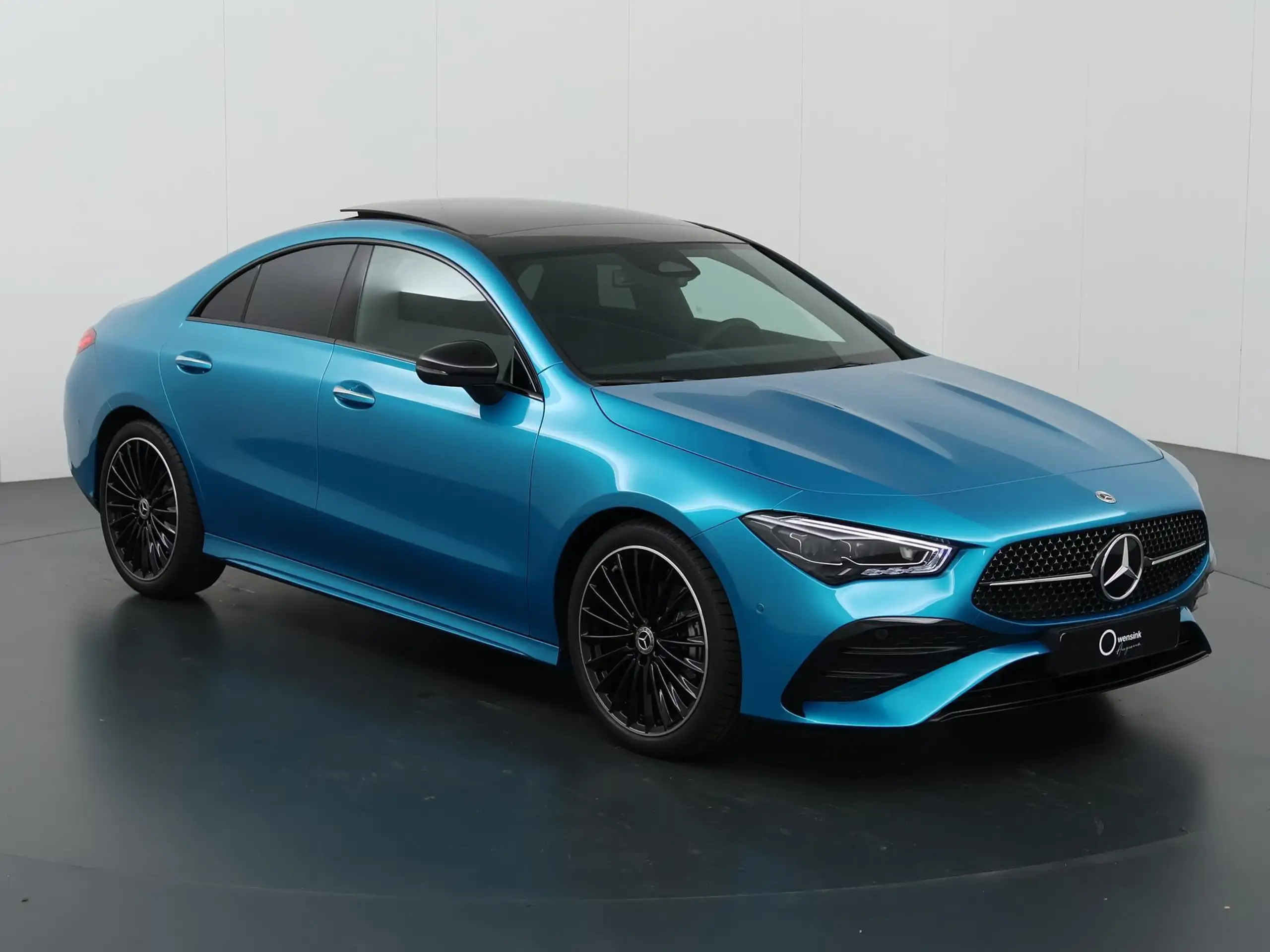 Mercedes-Benz - CLA 180