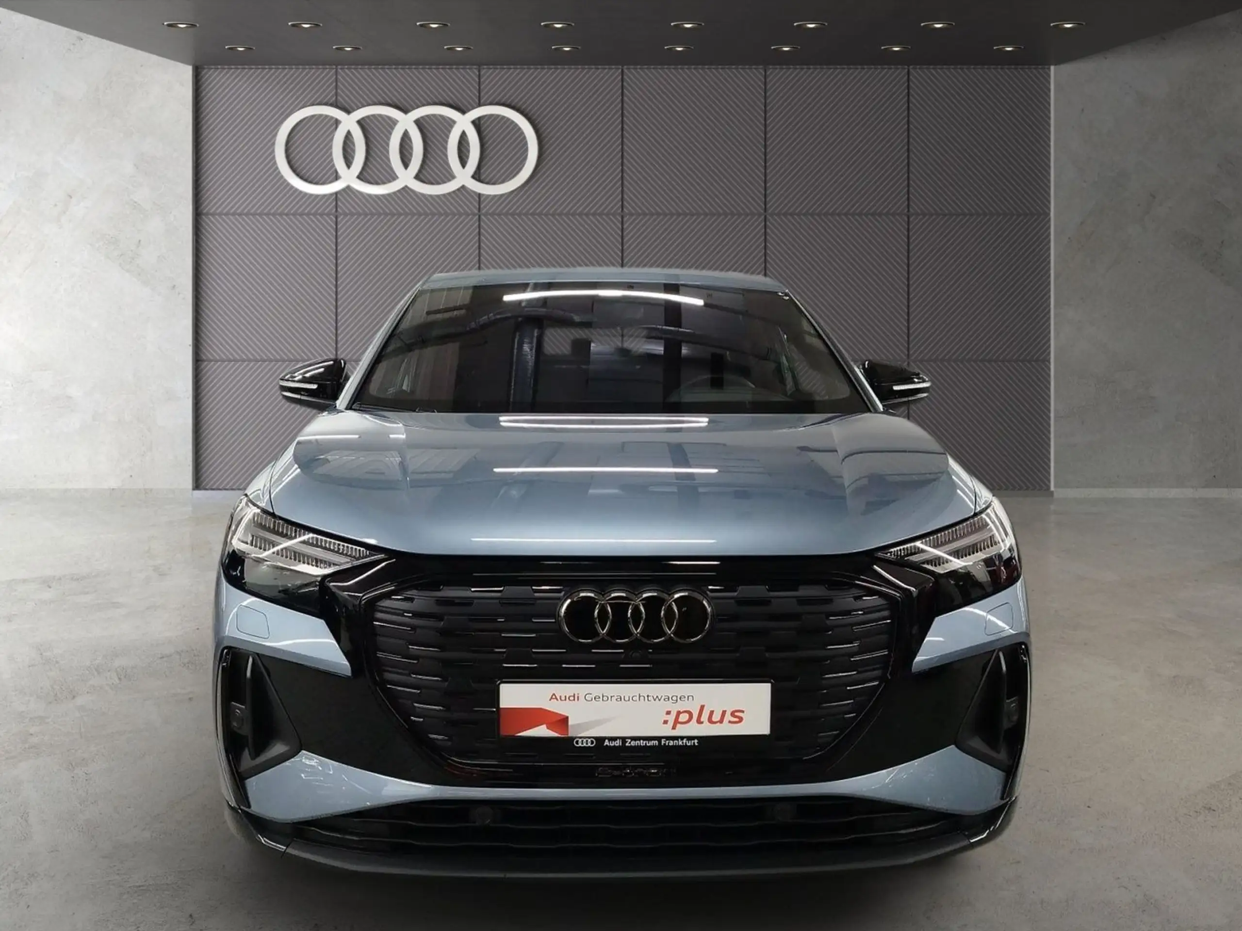 Audi - Q4 e-tron