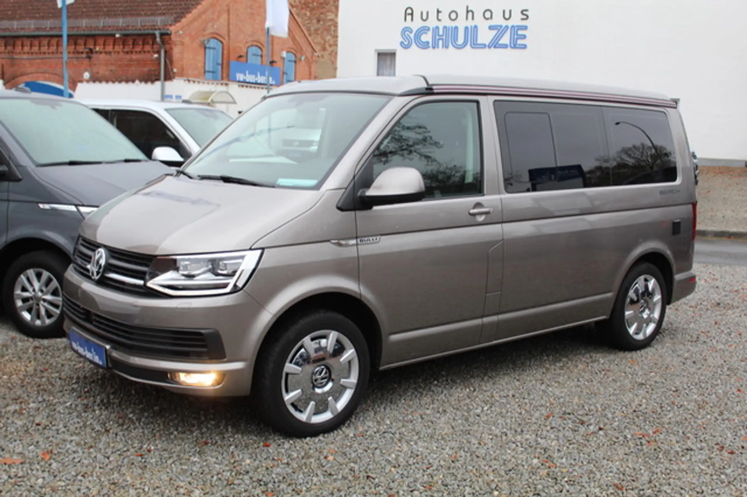 Volkswagen - T6 California