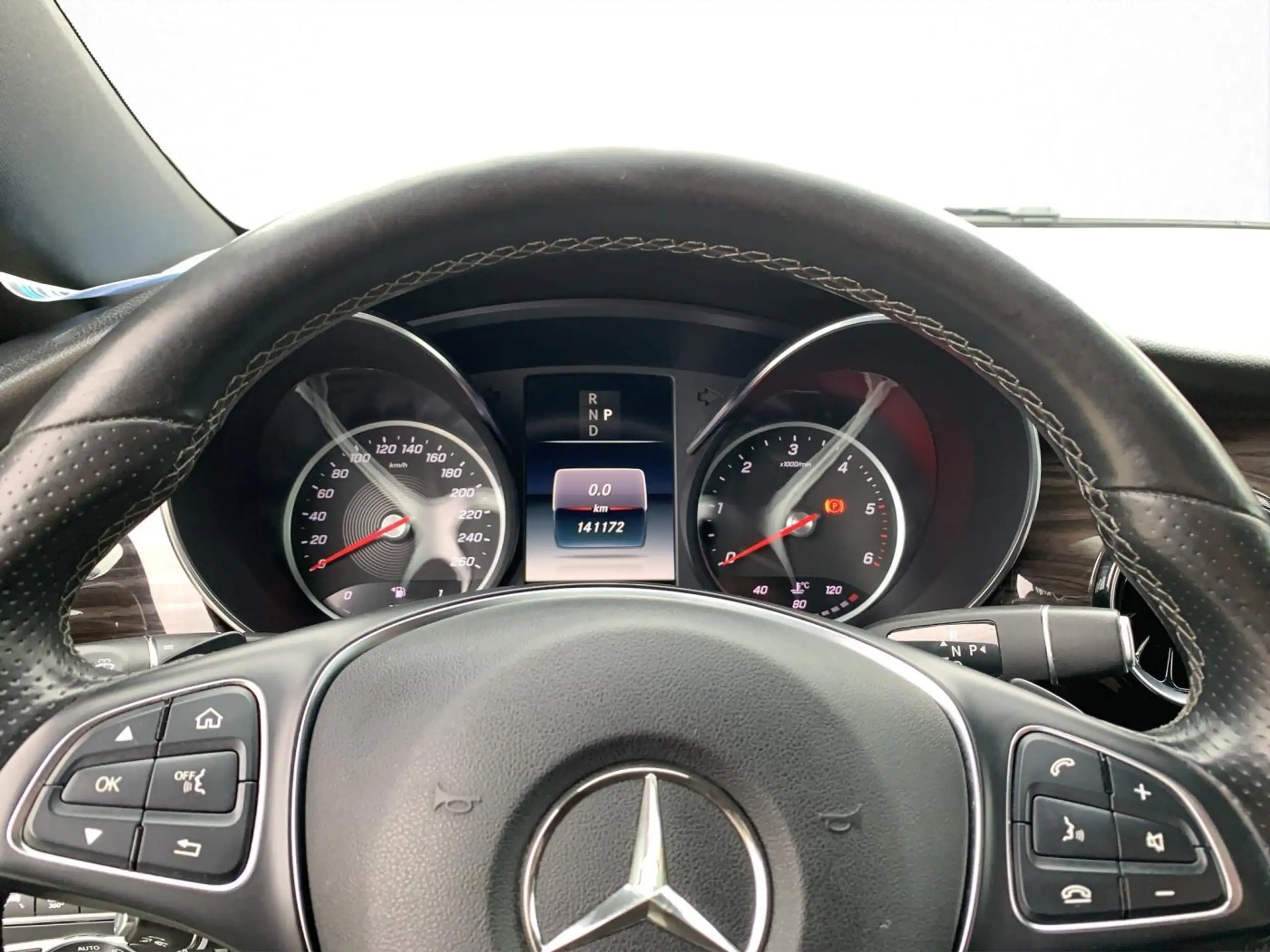 Mercedes-Benz - V 300