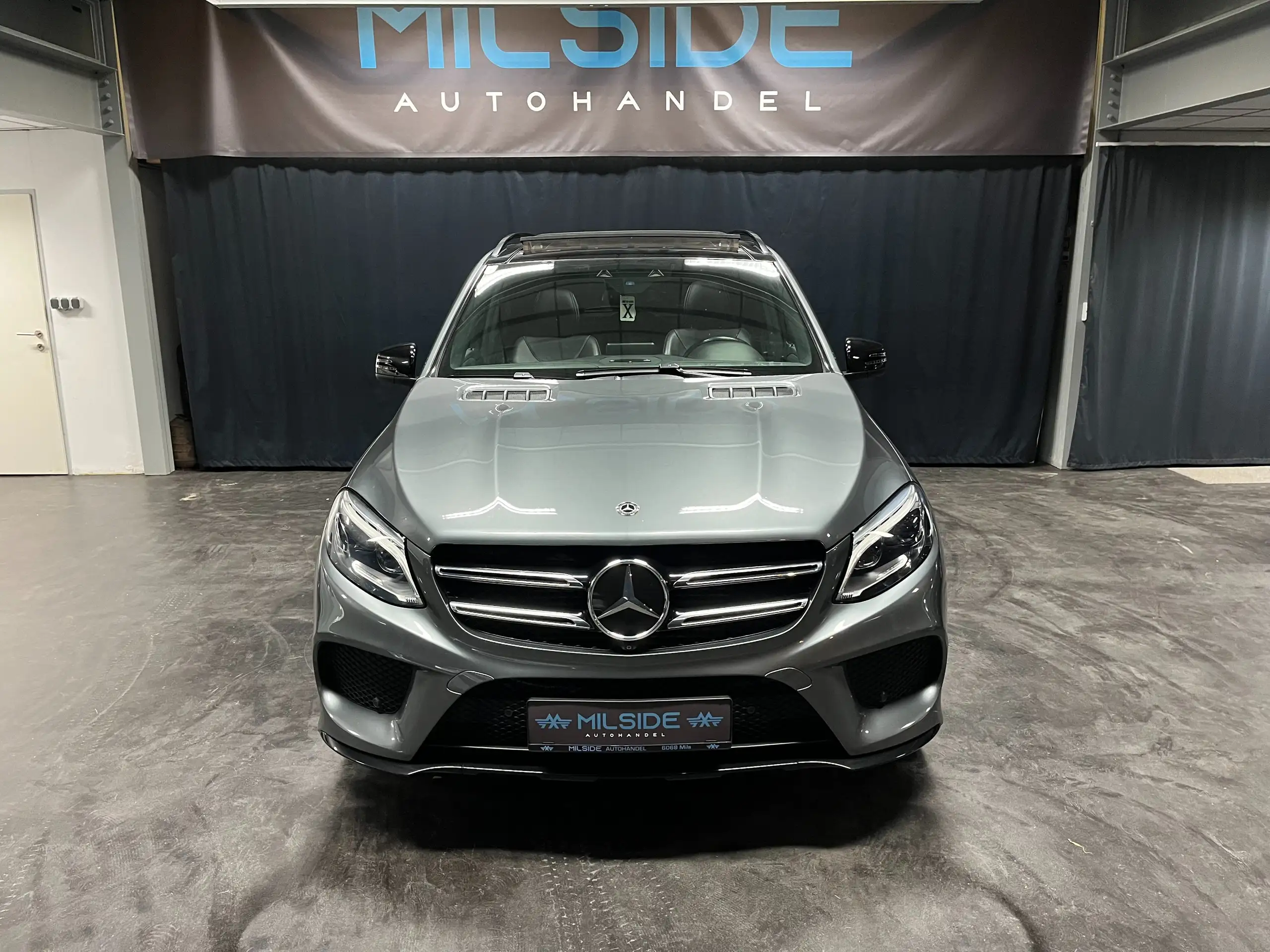 Mercedes-Benz - GLE 350