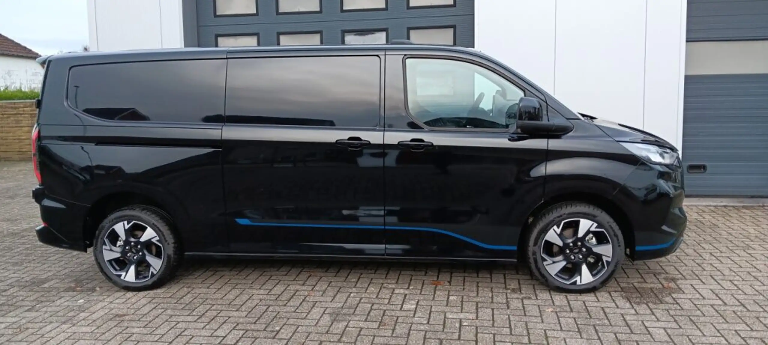 Ford - Transit Custom