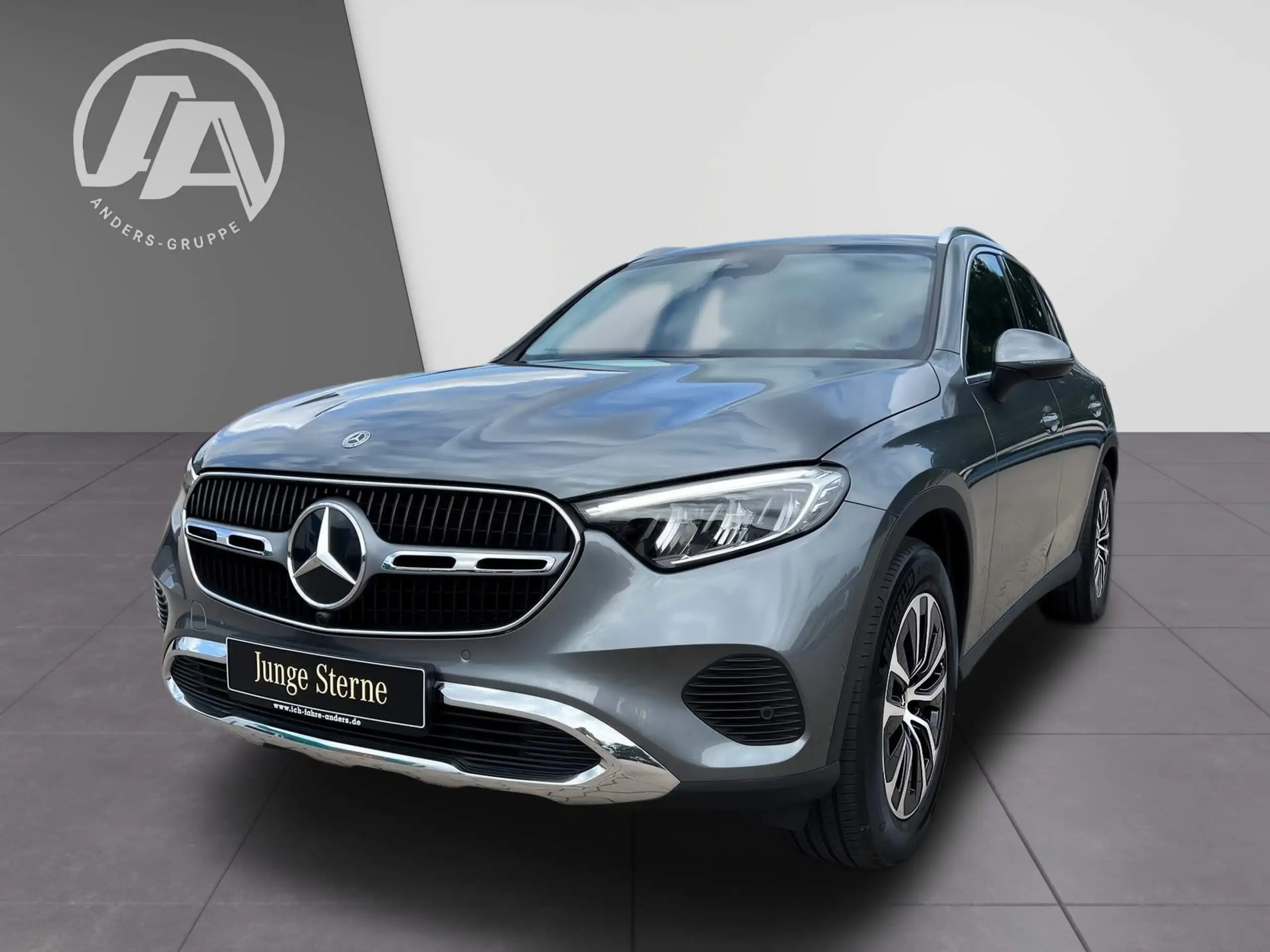 Mercedes-Benz - GLC 220